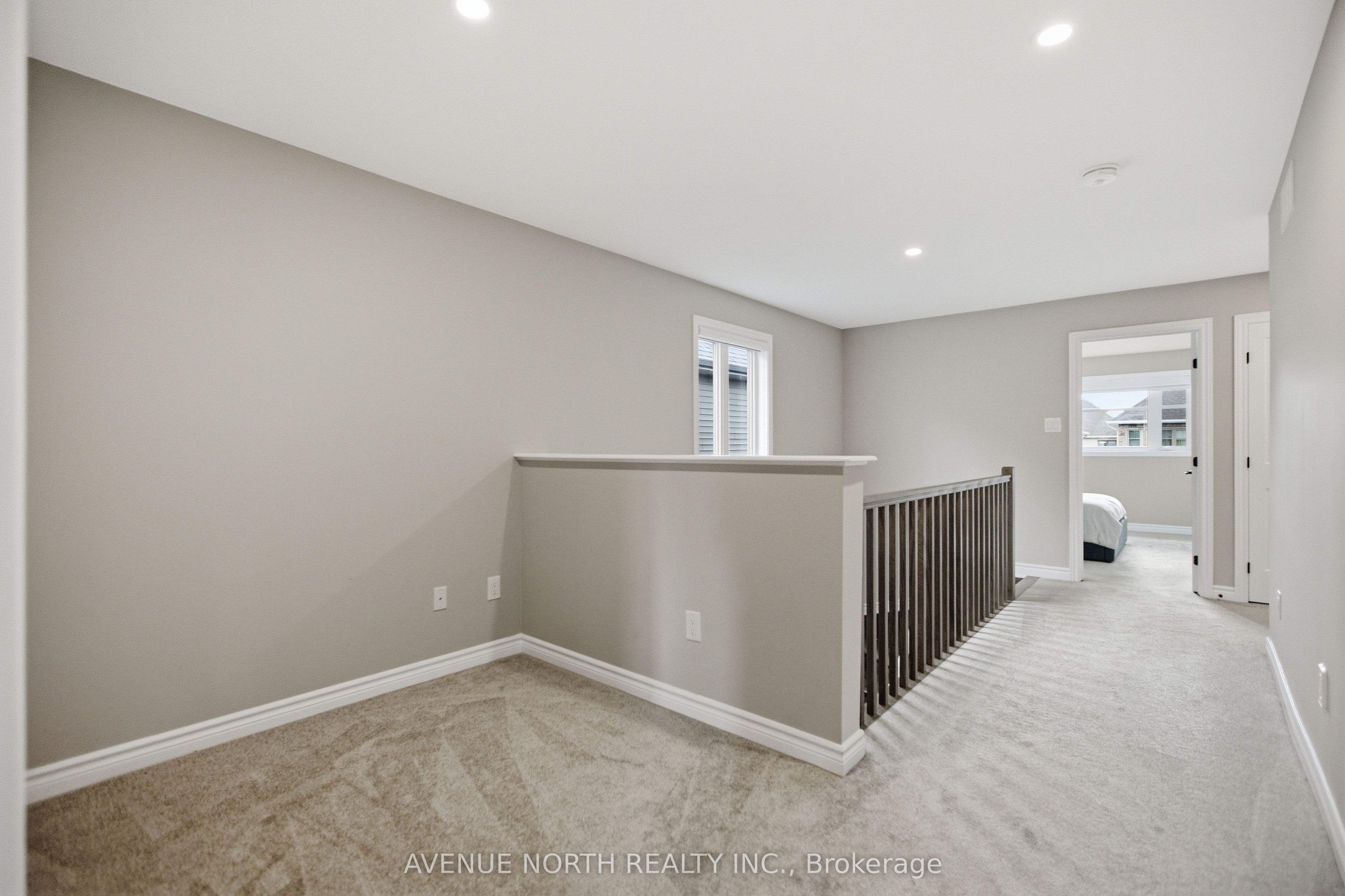 275 Trollius Way Property Photo 28