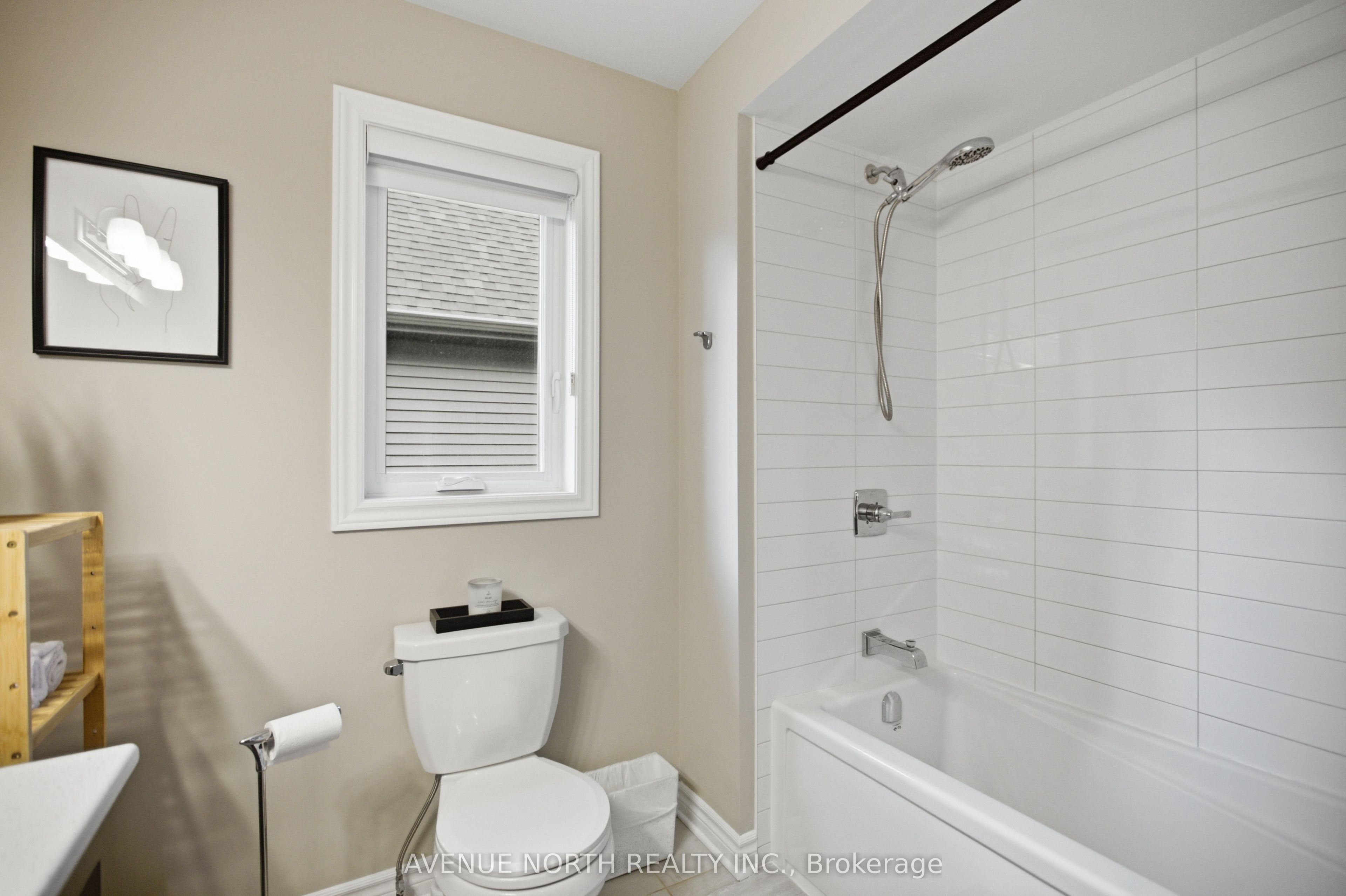 275 Trollius Way Property Photo 30