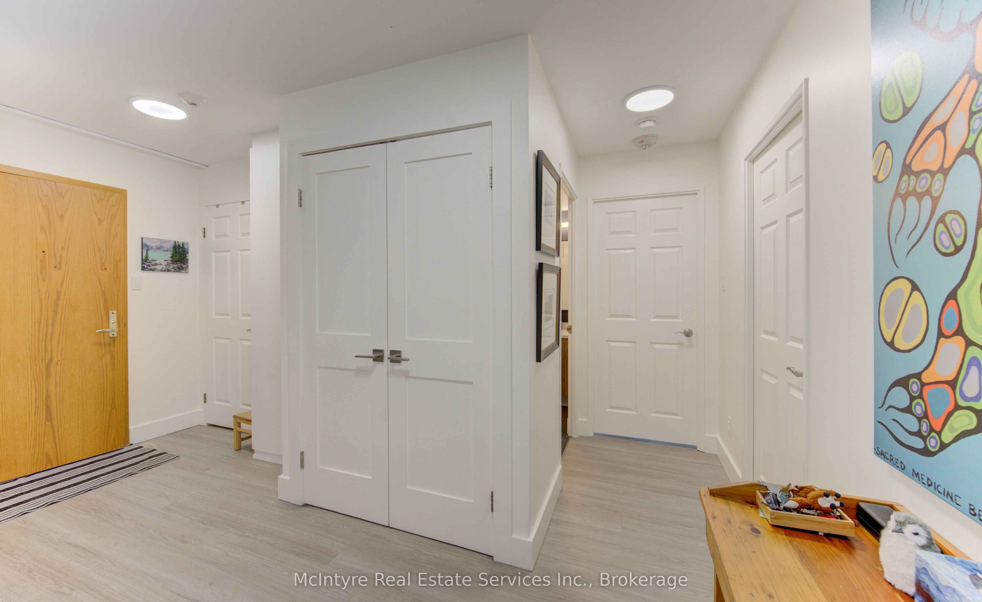 6 Willow Street 1503 Property Photo 6