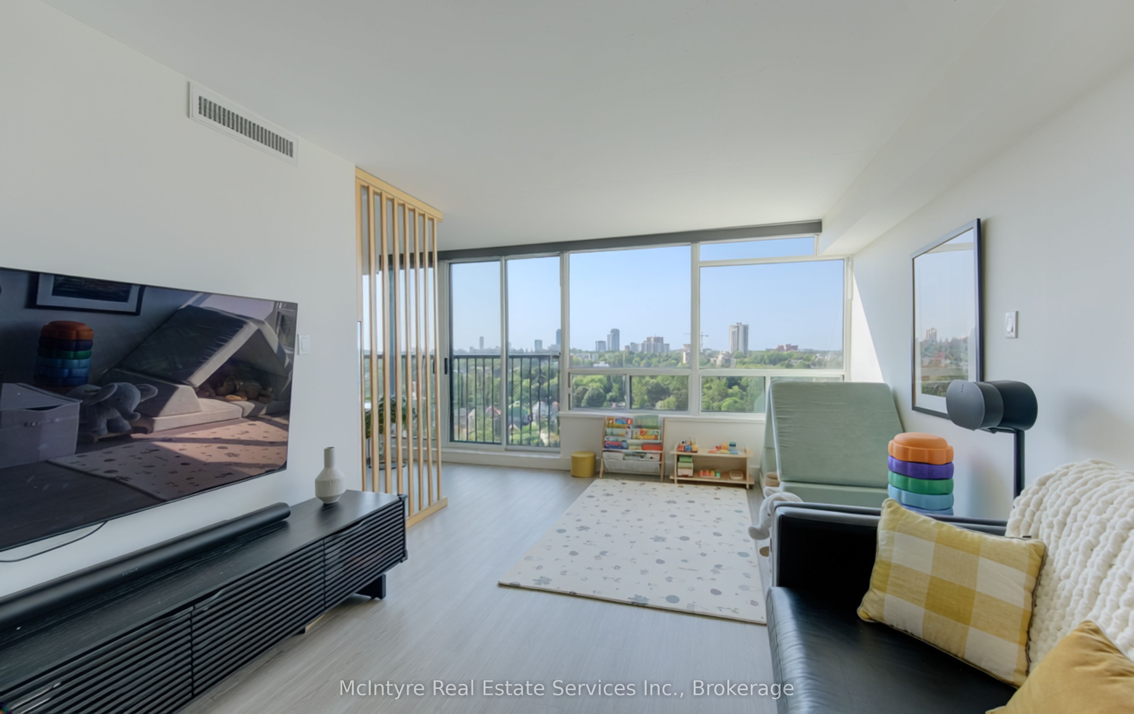 6 Willow Street 1503 Property Photo 17