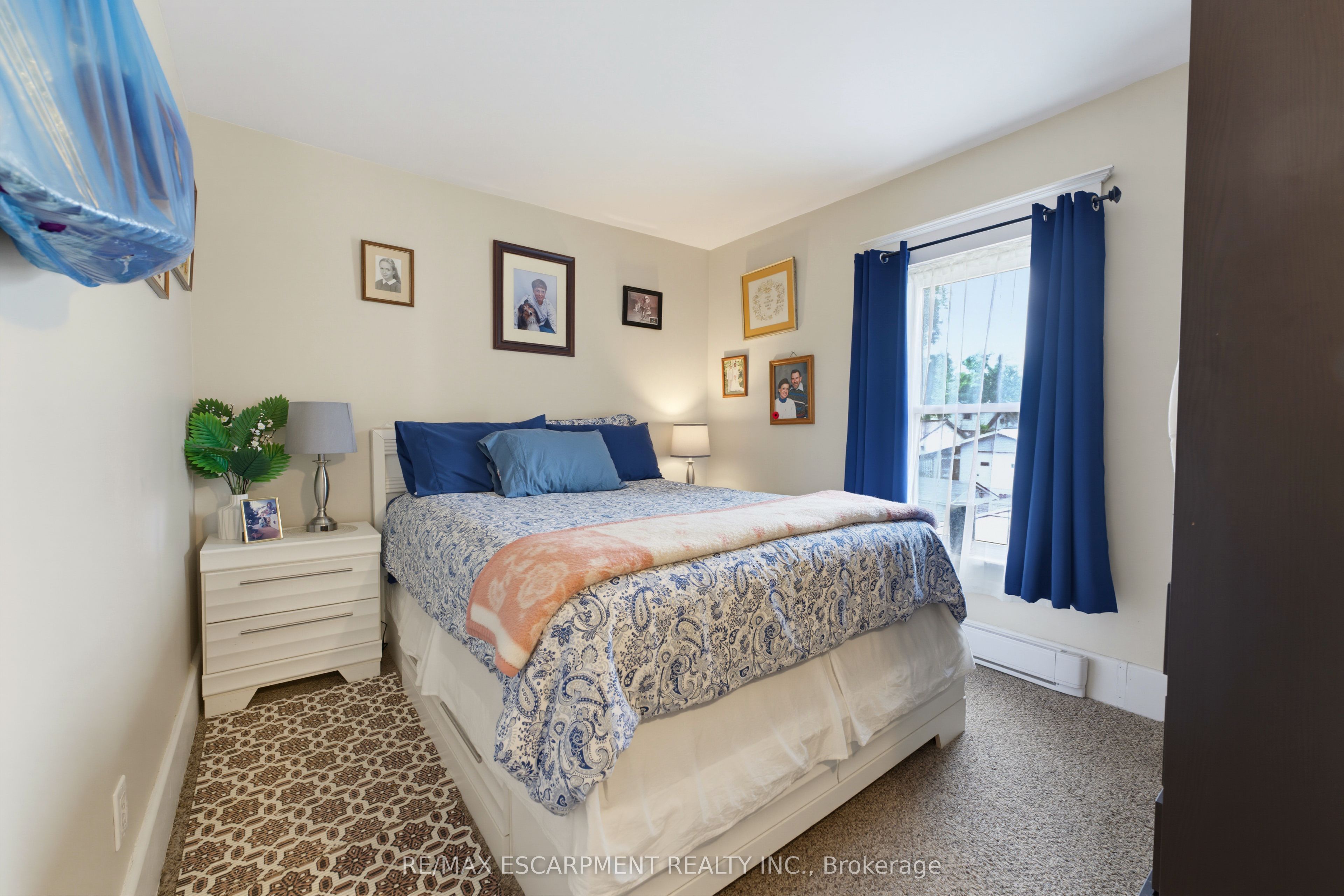 19 First Avenue Property Photo 7