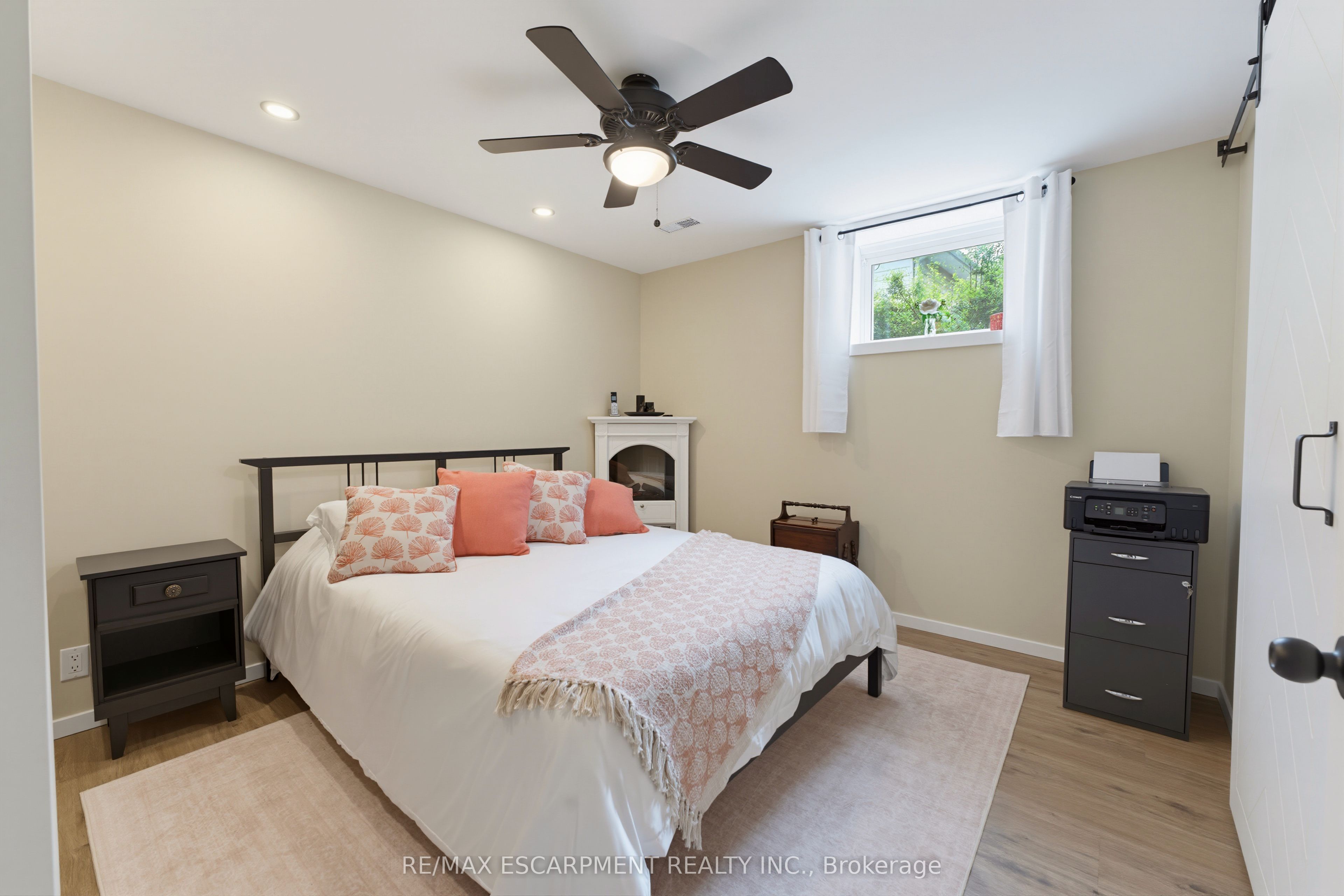 19 First Avenue Property Photo 17