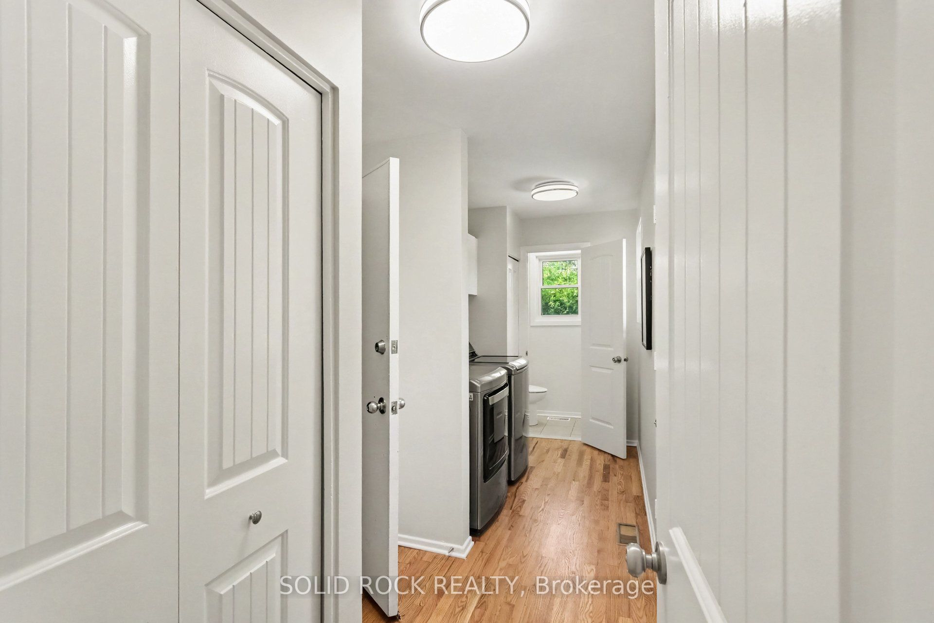 1599 Featherston Drive Property Photo 17