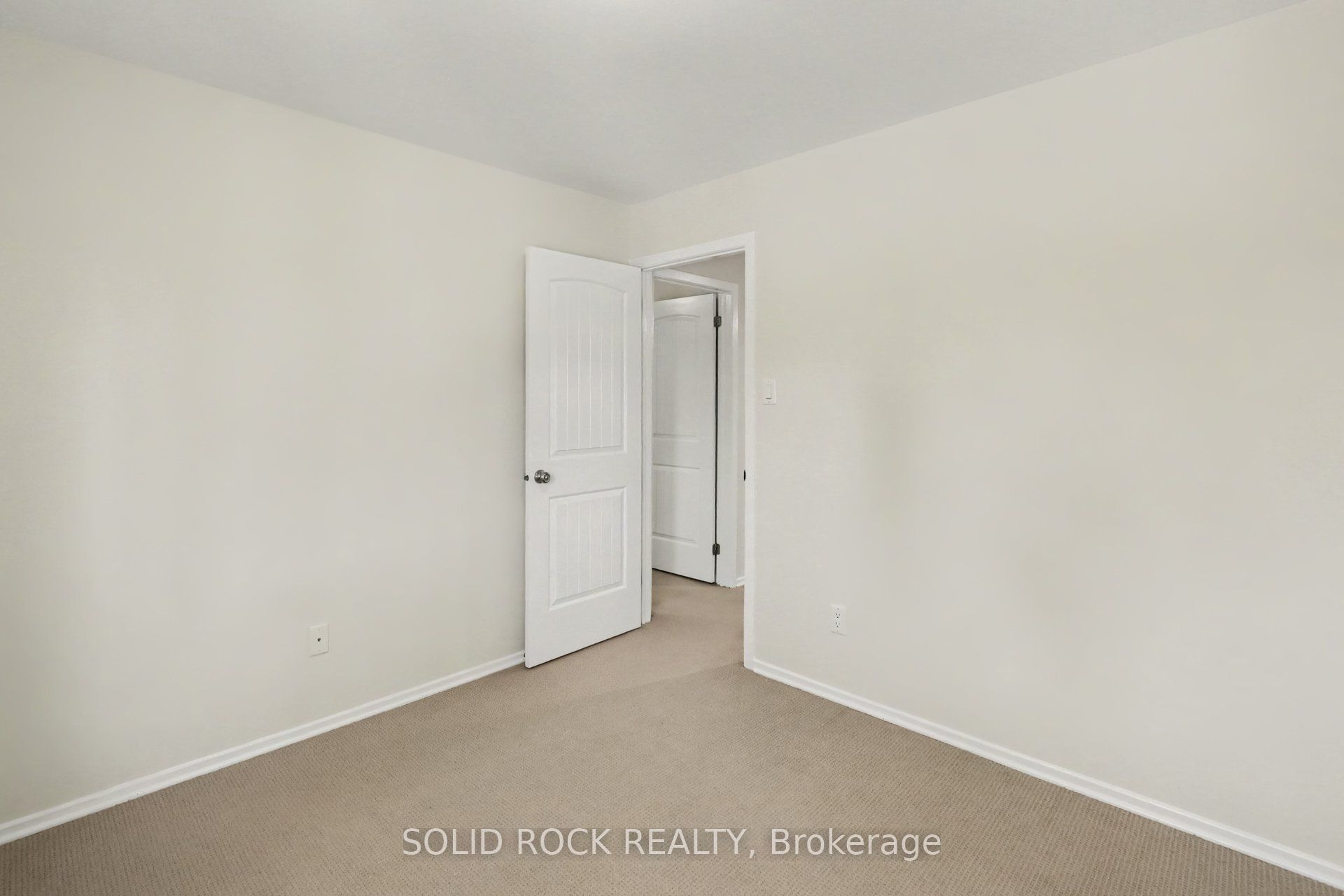 1599 Featherston Drive Property Photo 26