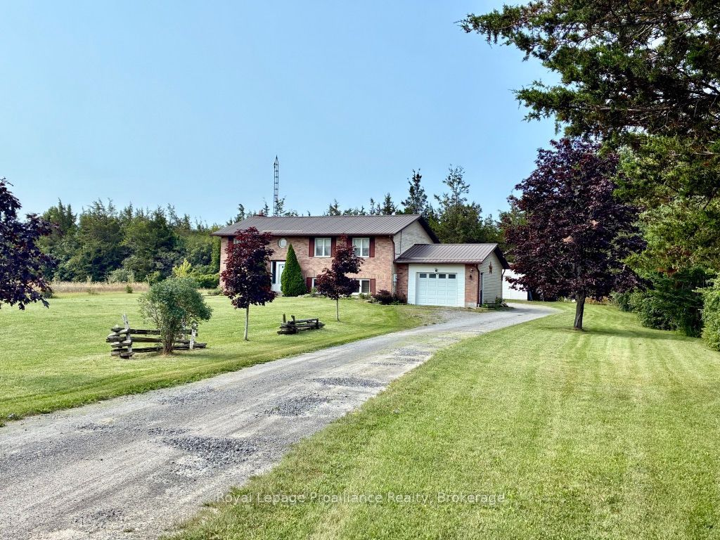 2631 62 Highway Property Photo 2