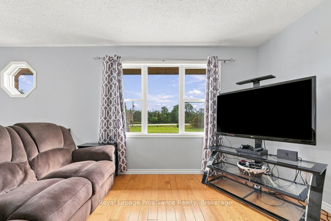 2631 62 Highway Property Photo 12