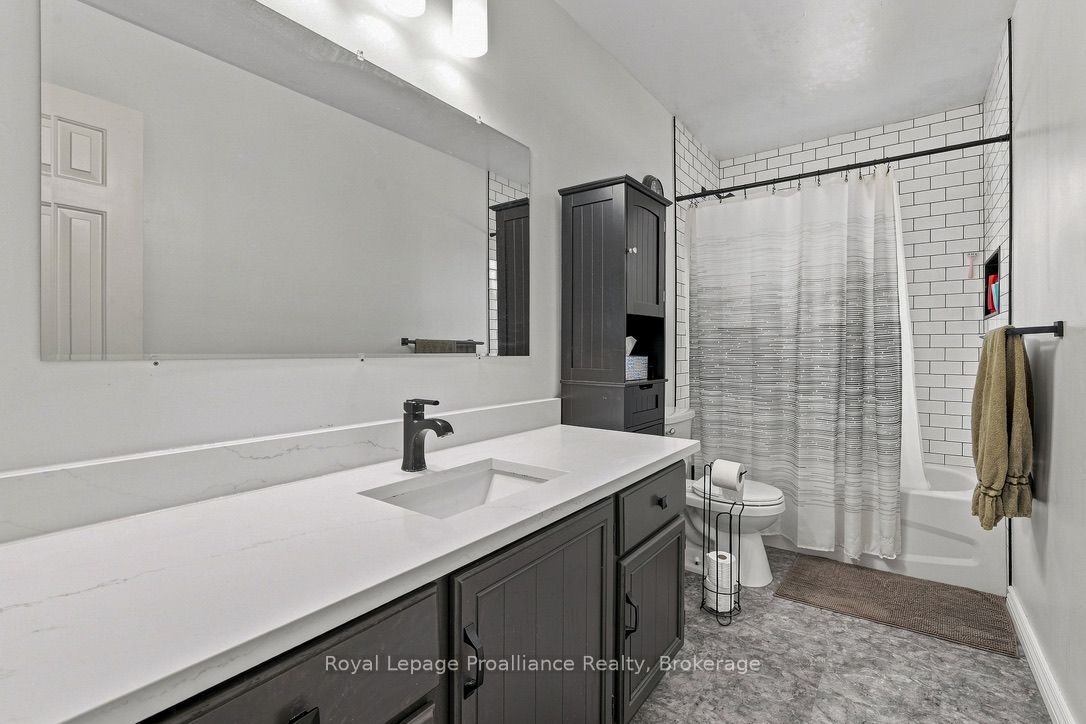 2631 62 Highway Property Photo 22