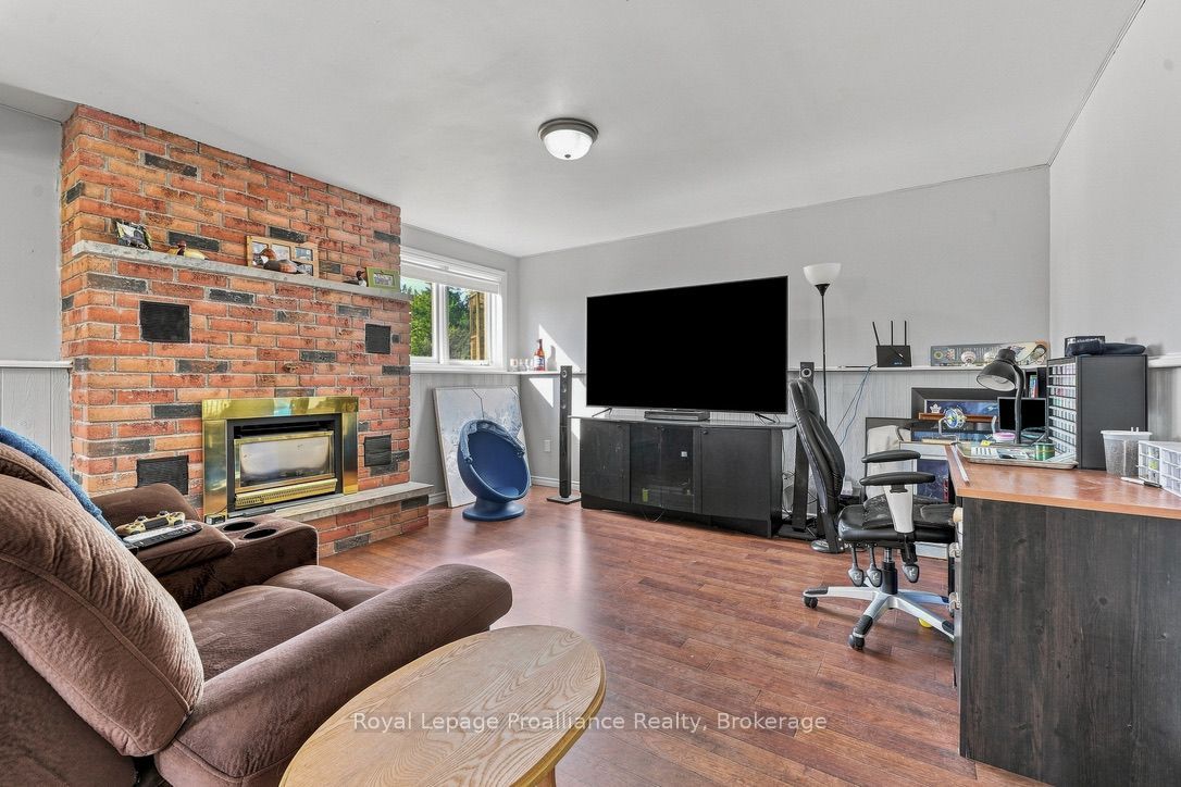 2631 62 Highway Property Photo 32