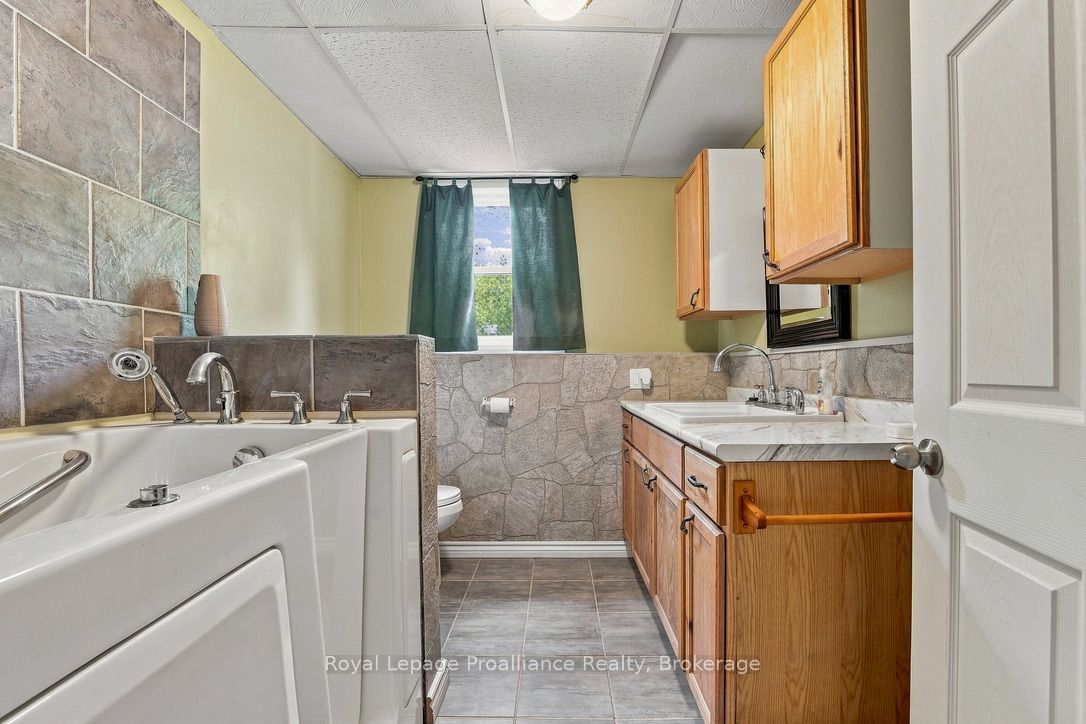 2631 62 Highway Property Photo 39