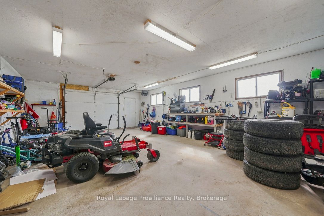 2631 62 Highway Property Photo 44