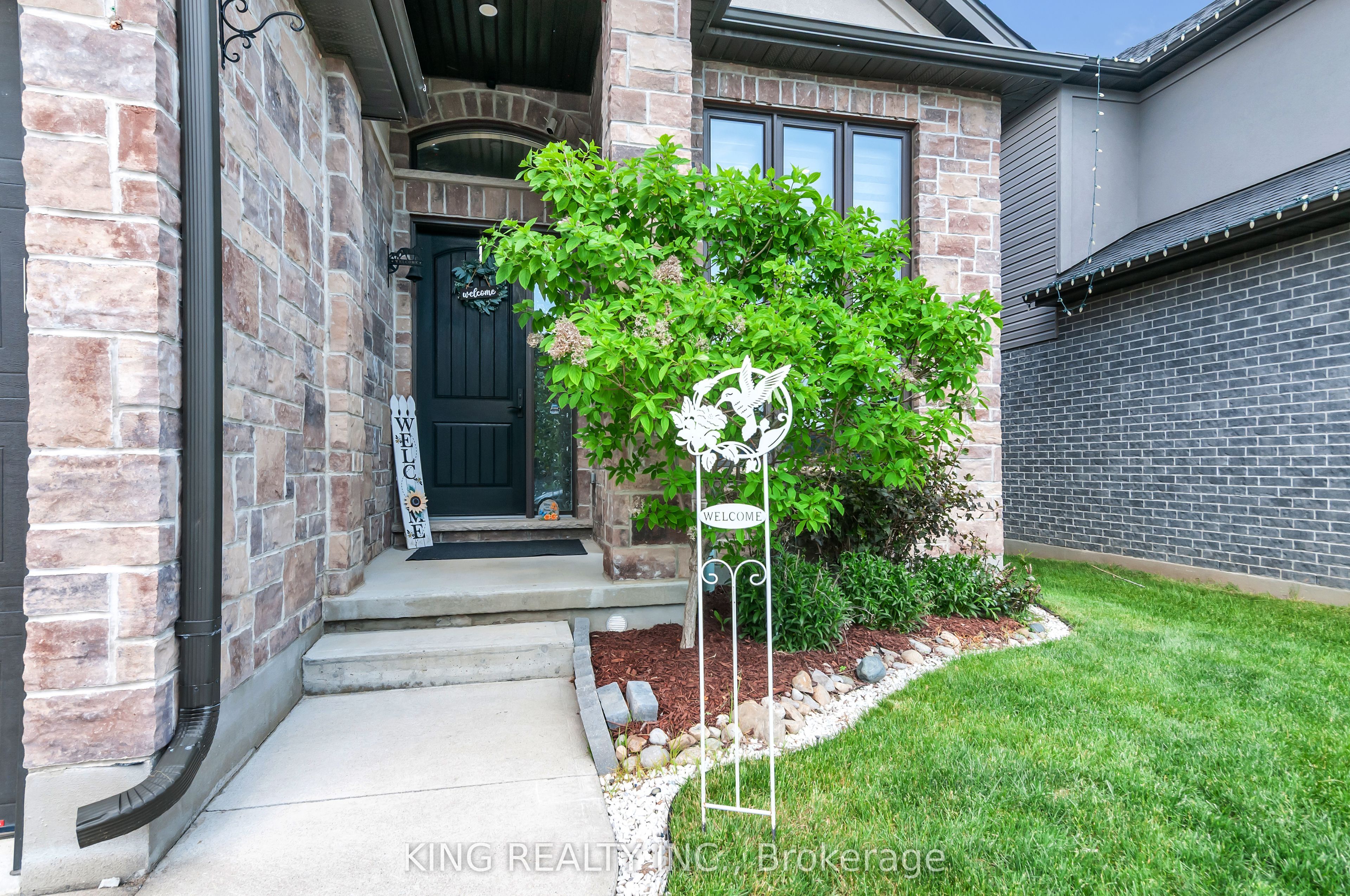 333 Masters Drive Property Photo 5