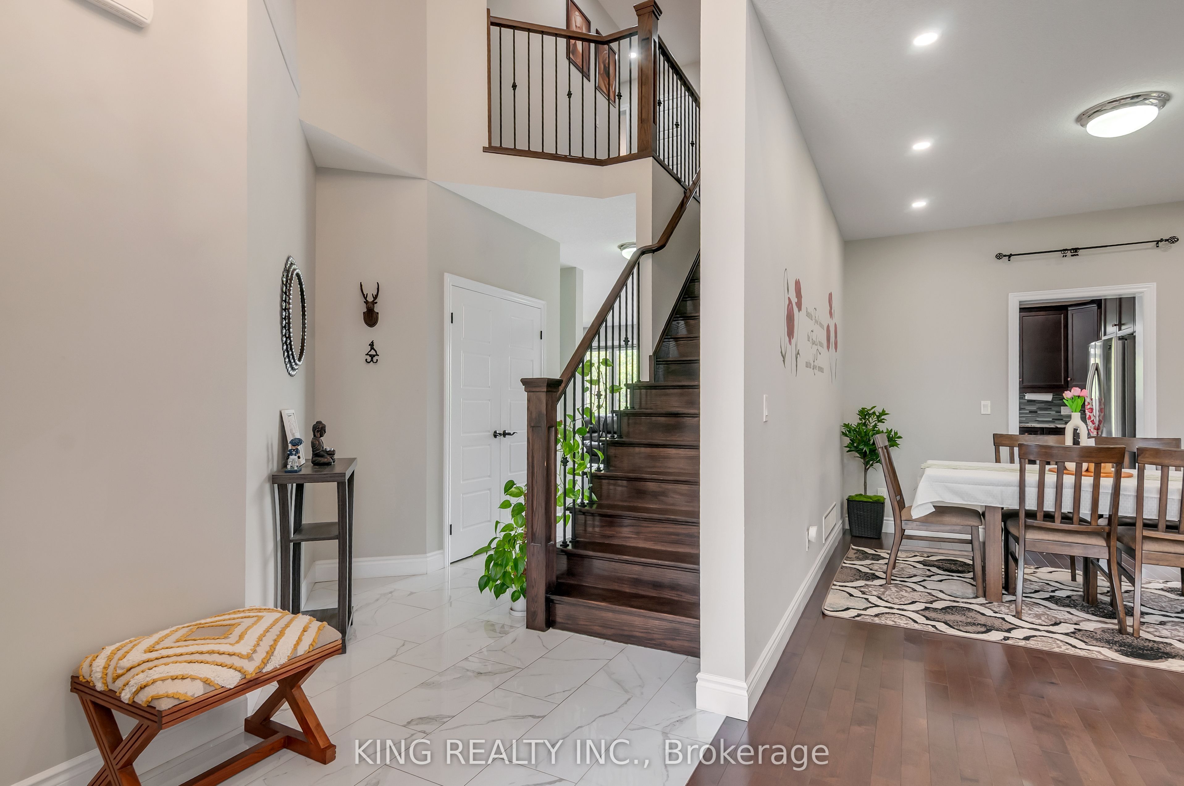 333 Masters Drive Property Photo 6