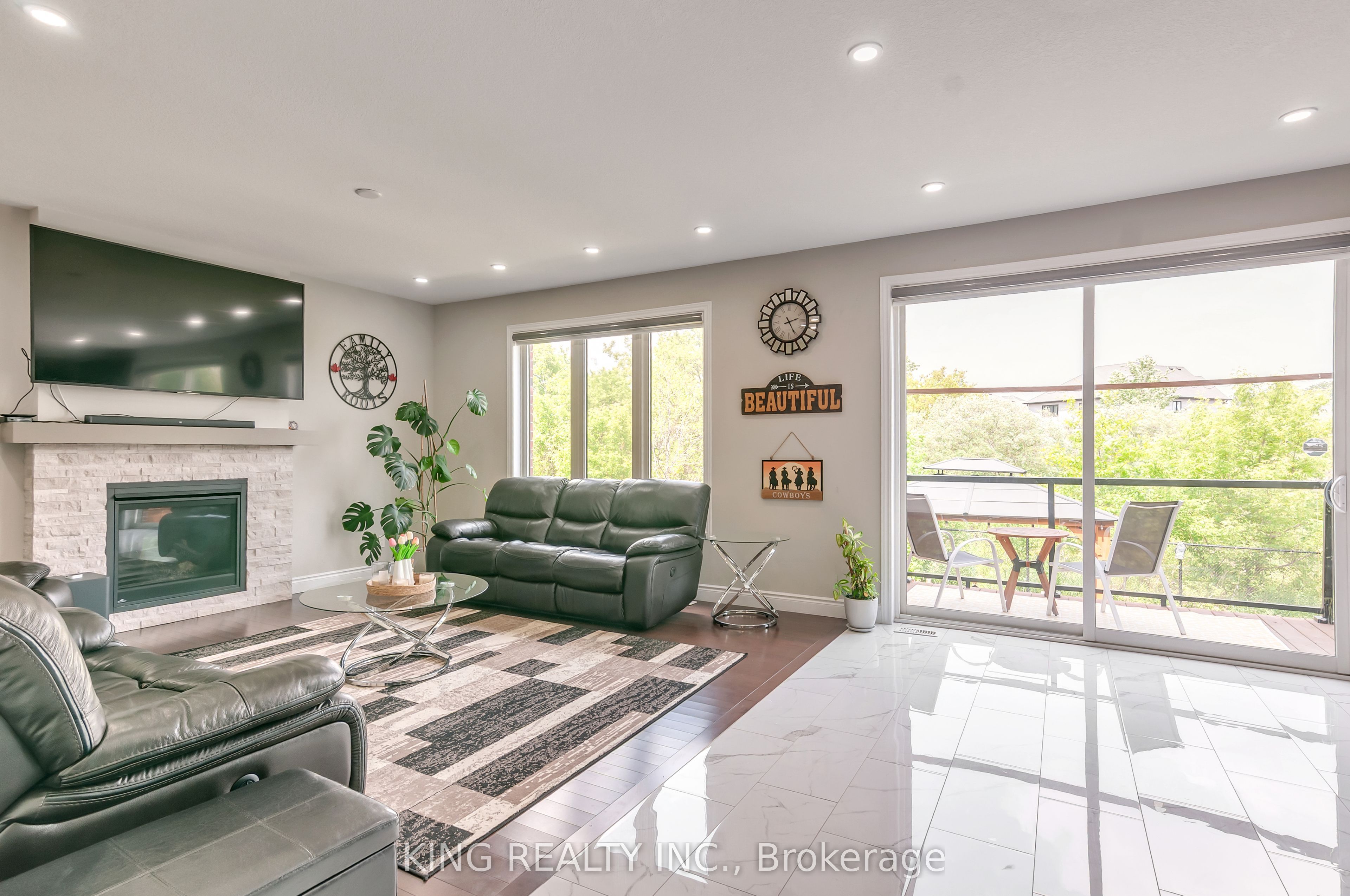 333 Masters Drive Property Photo 14