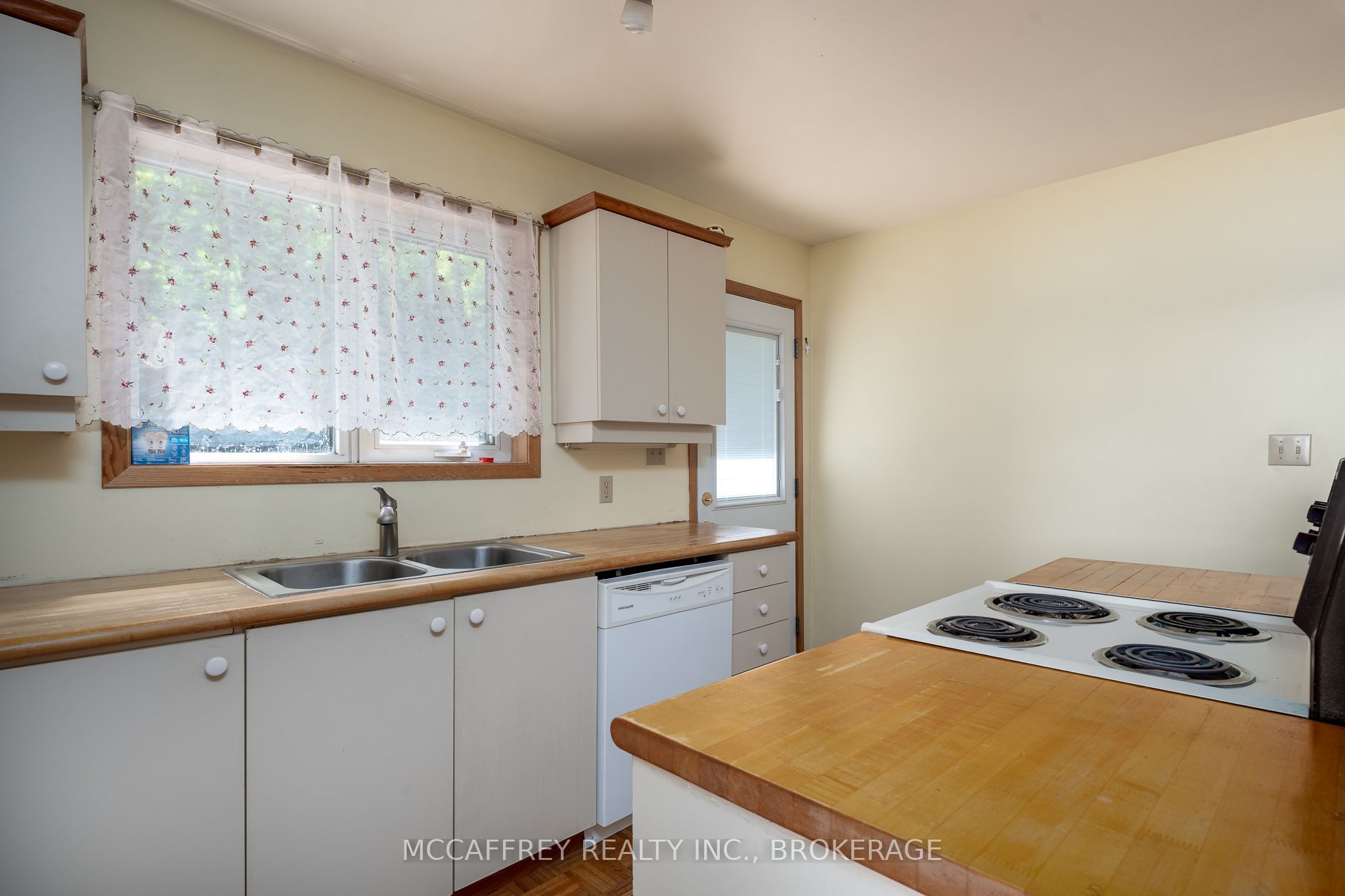 3050 Ernie Lane Property Photo 11