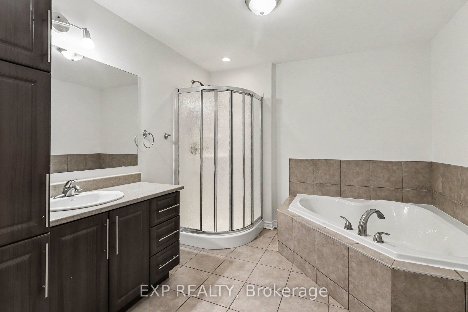 70 Asselin Street Property Photo 25