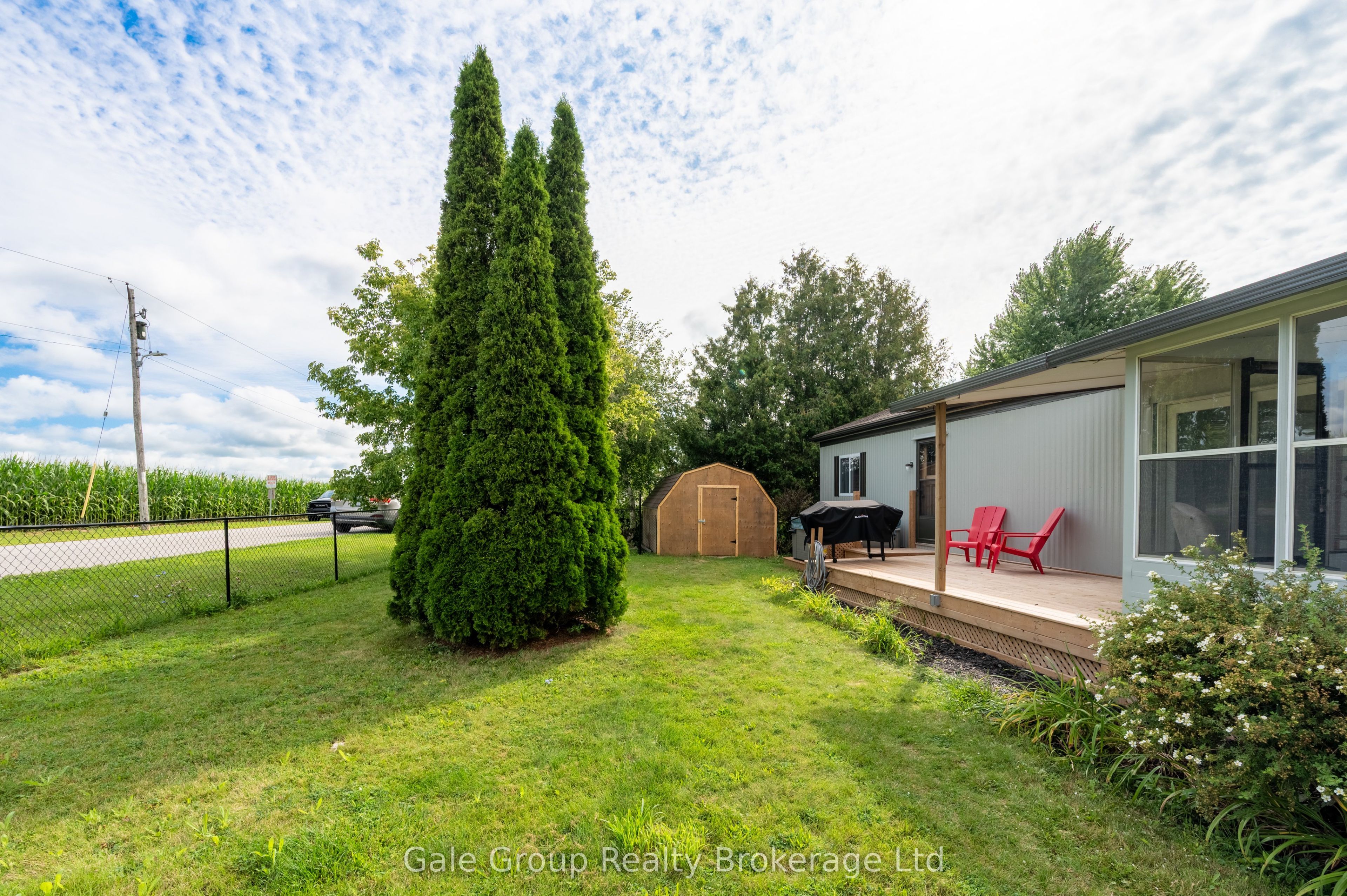 32 Pineview Ave Avenue Property Photo 4
