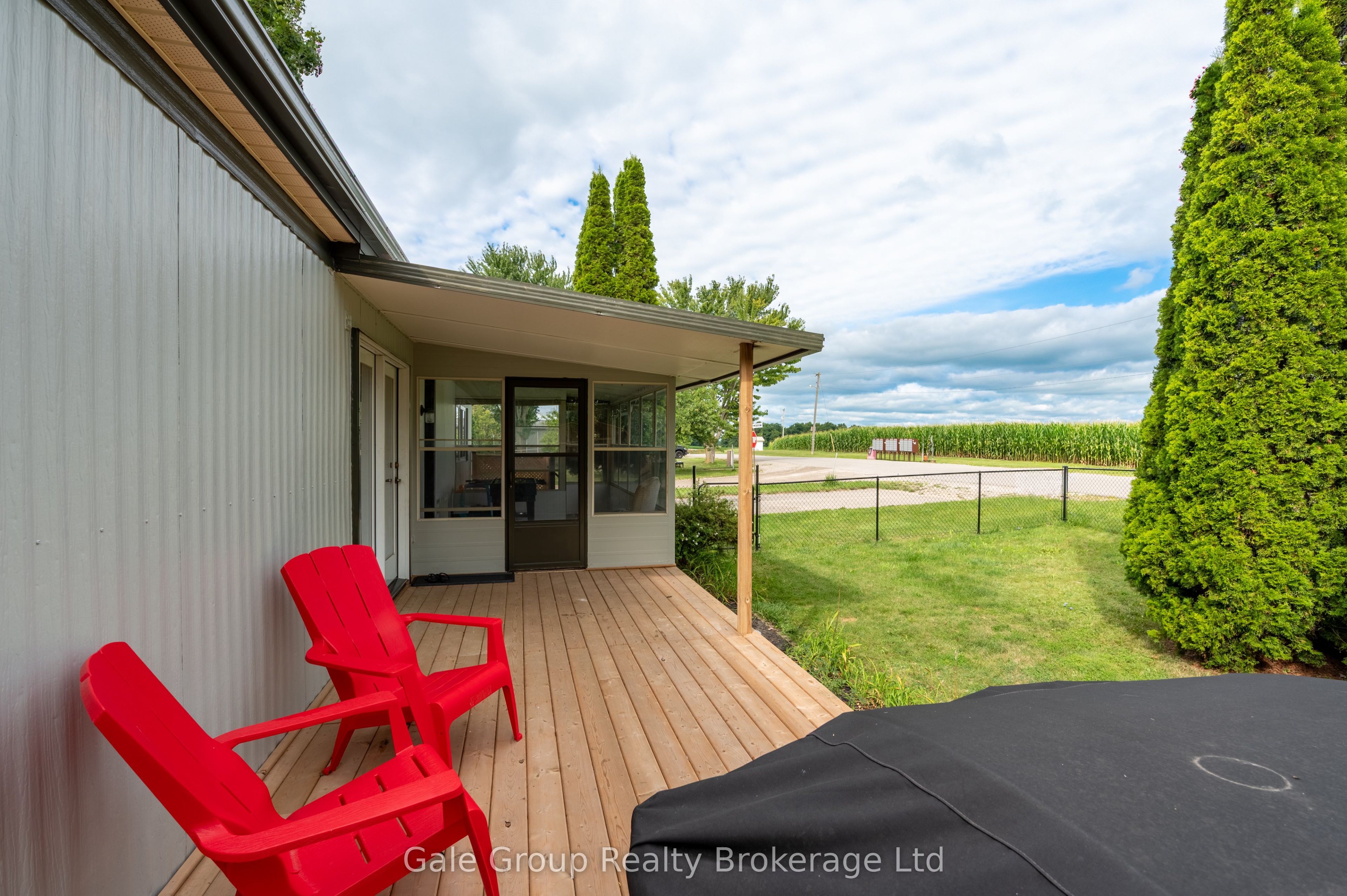 32 Pineview Ave Avenue Property Photo 10