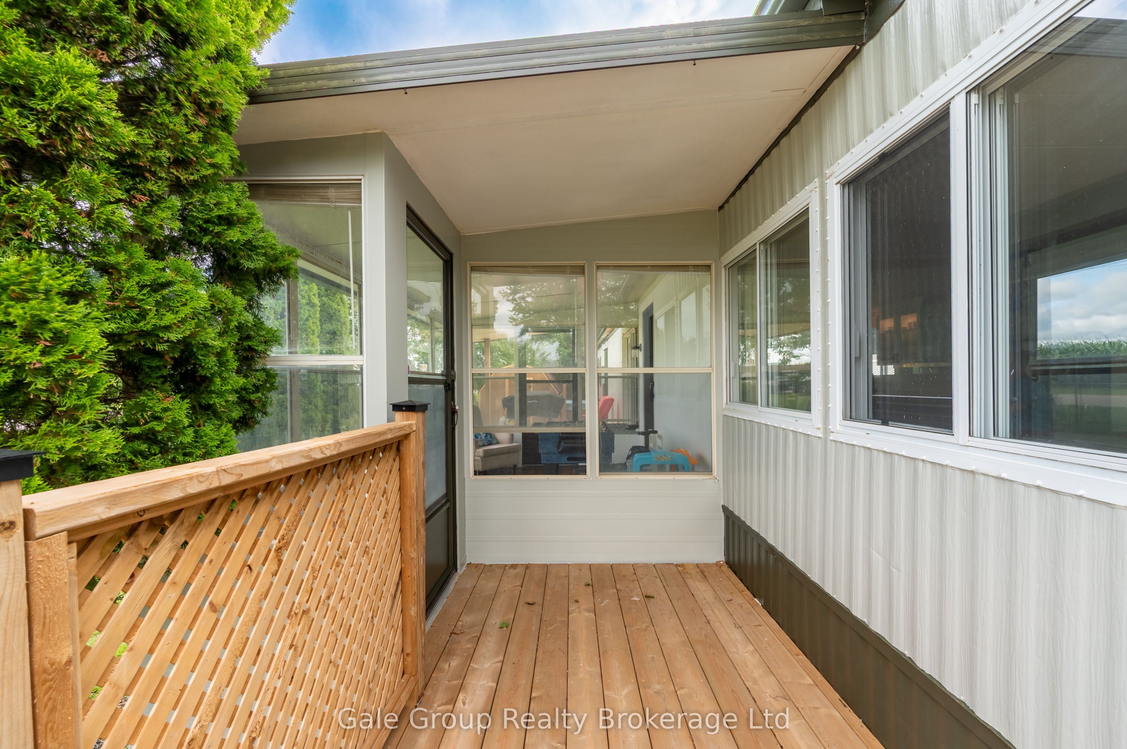 32 Pineview Ave Avenue Property Photo 13
