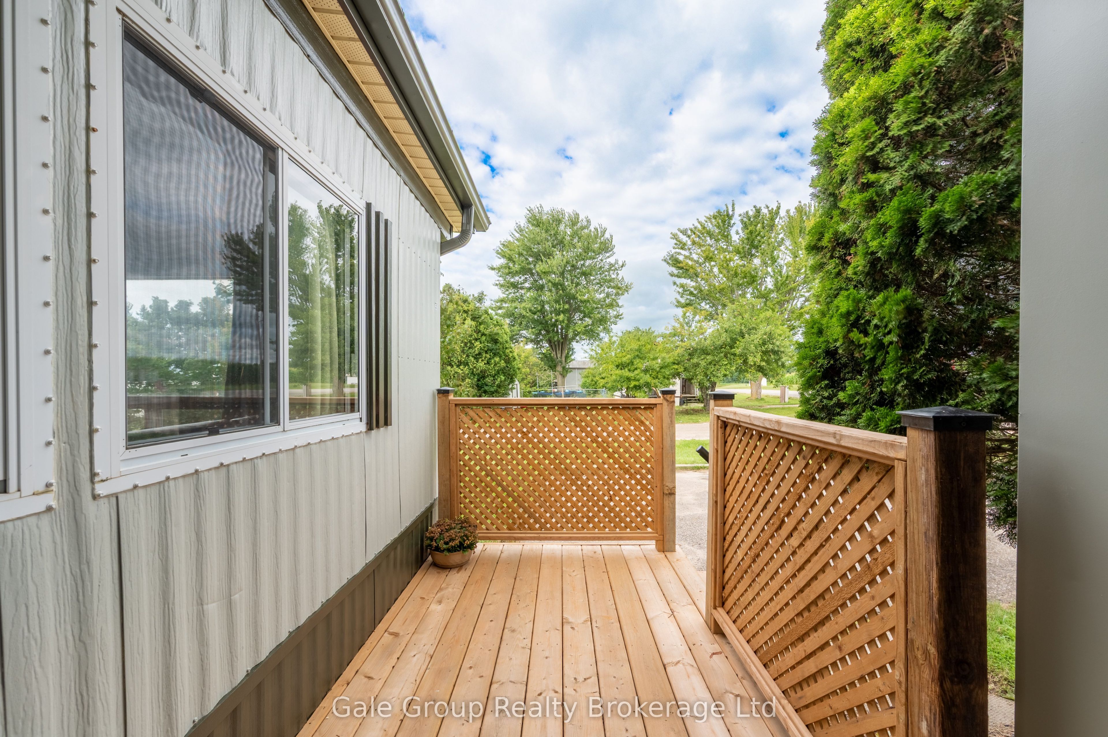 32 Pineview Ave Avenue Property Photo 15