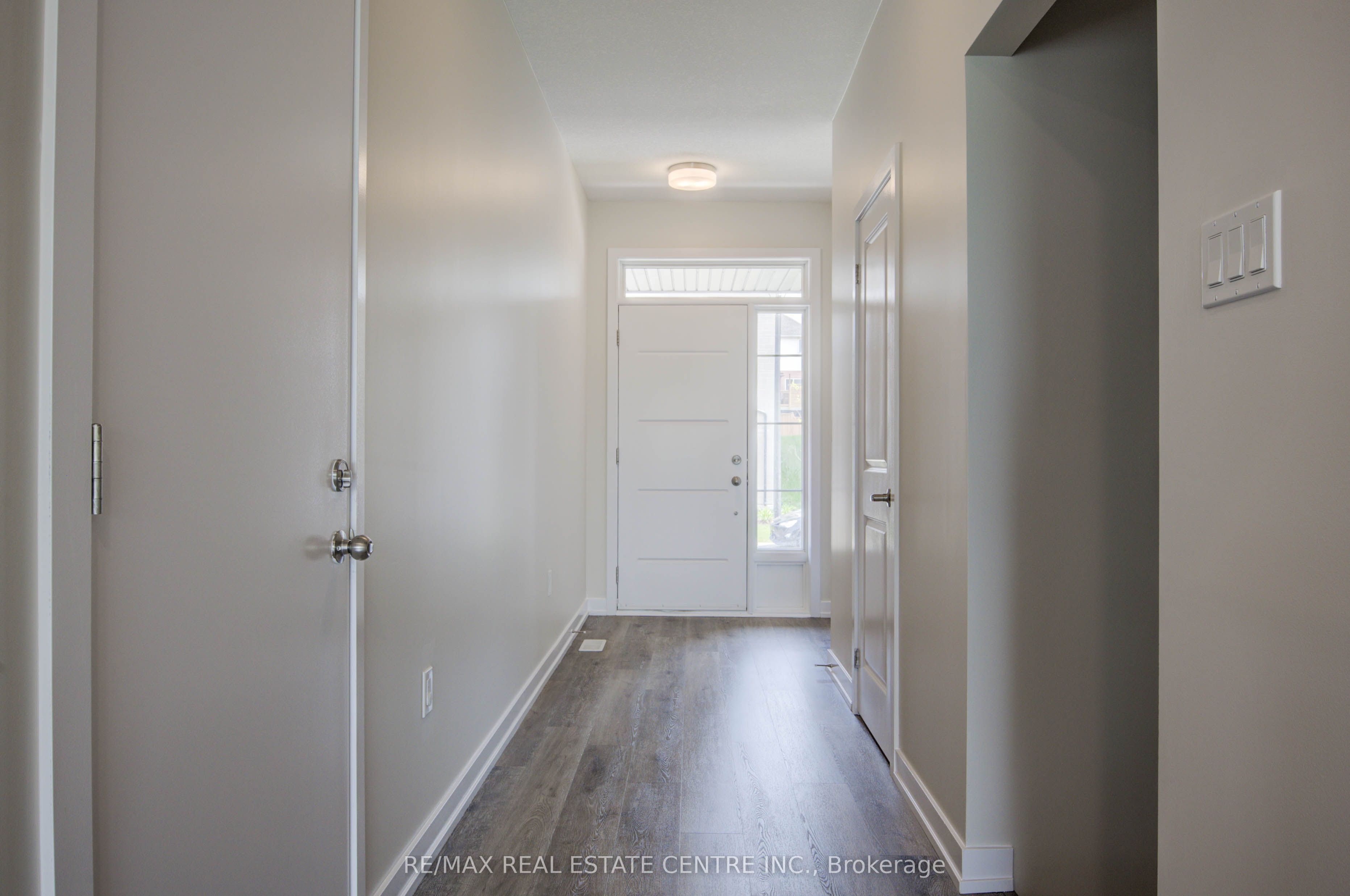 350 River Road 7 Property Photo 4