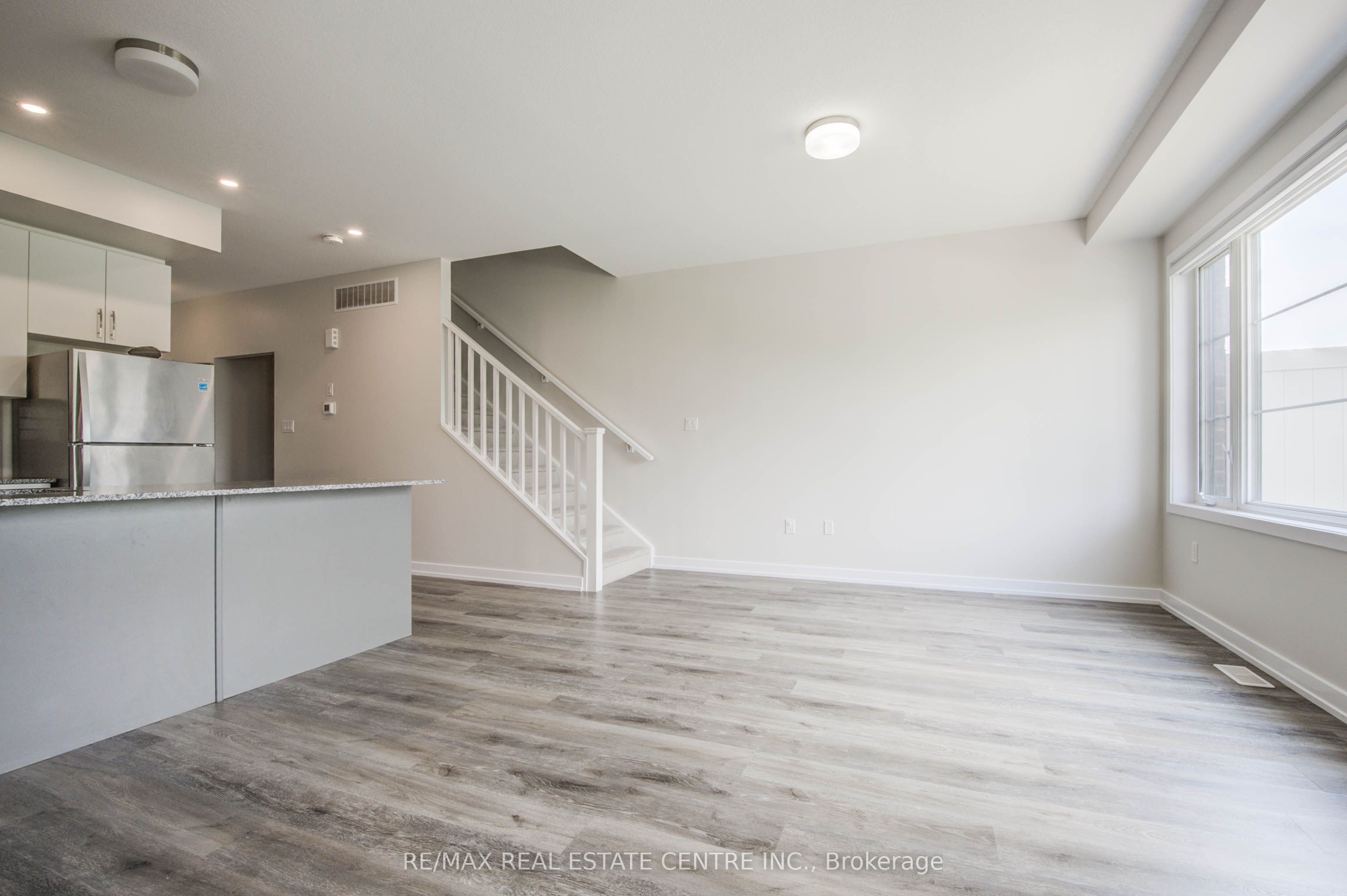 350 River Road 7 Property Photo 12