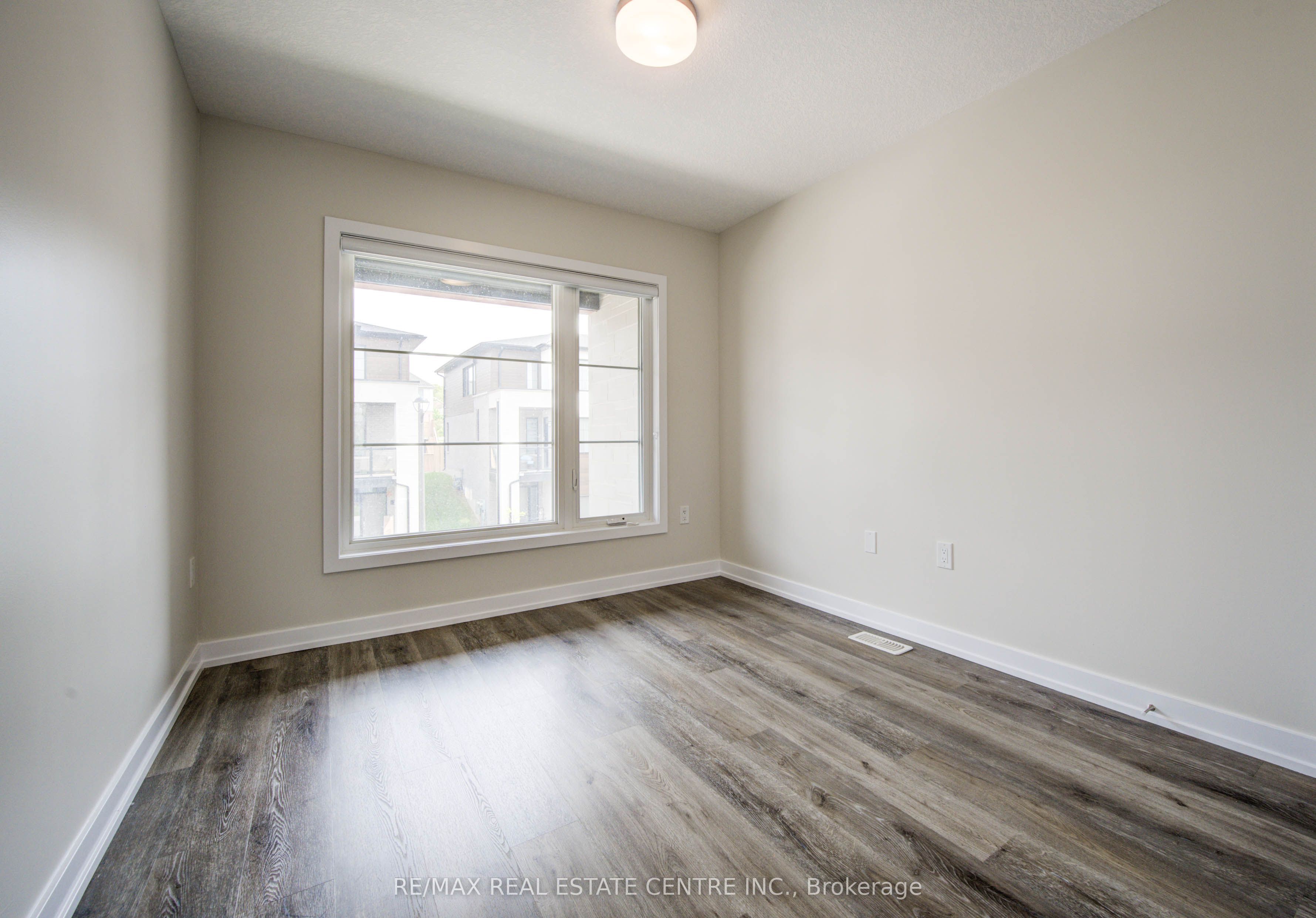 350 River Road 7 Property Photo 25