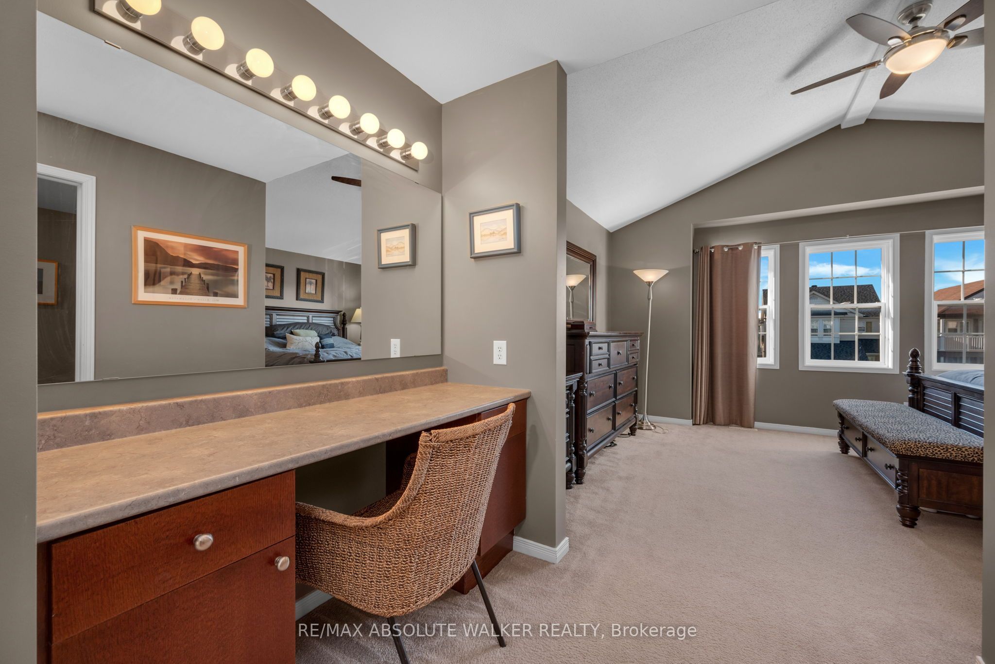 1046 Fieldfair Way Property Photo 21