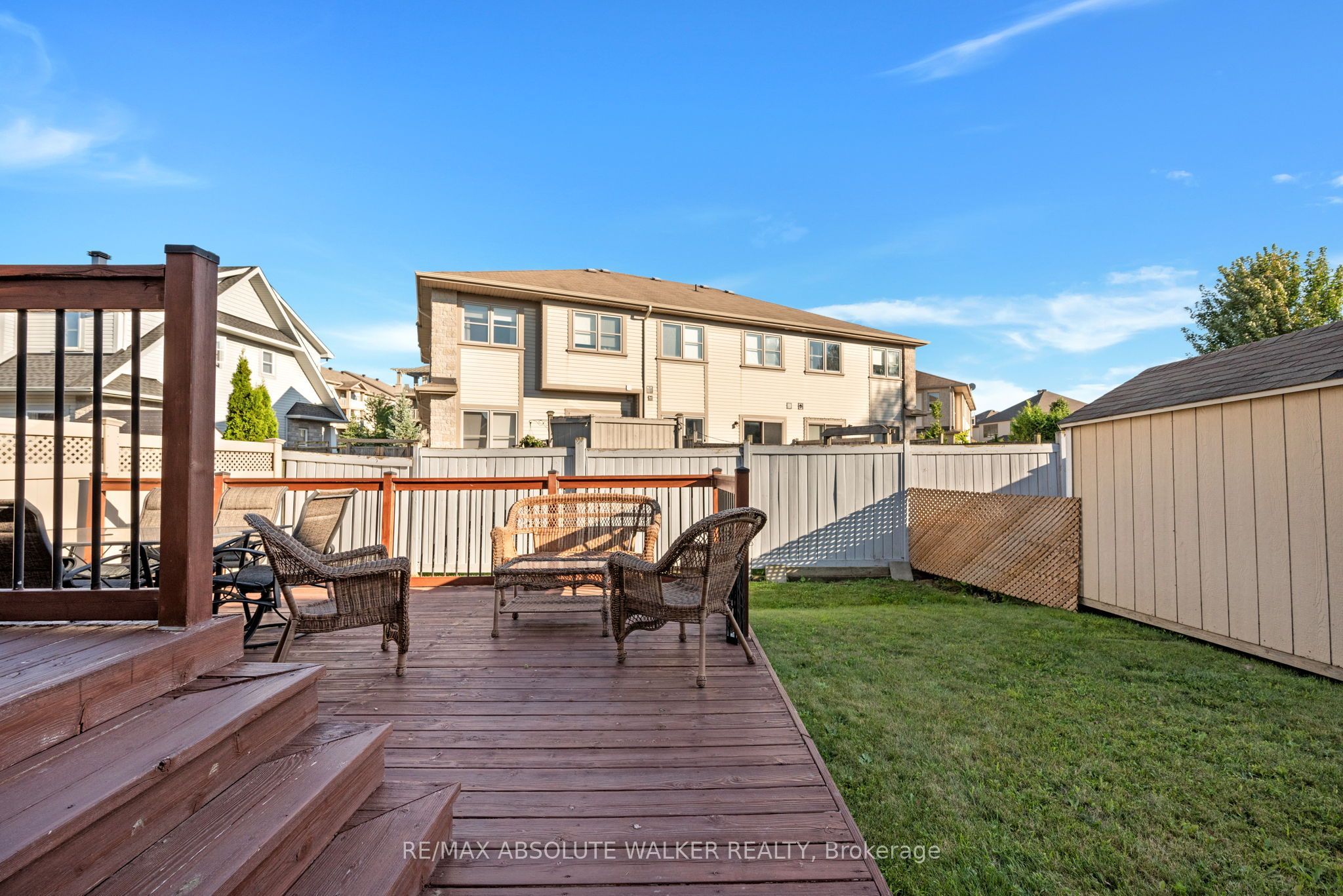 1046 Fieldfair Way Property Photo 32