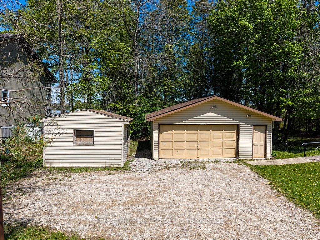 523583 12 Concession Property Photo 22