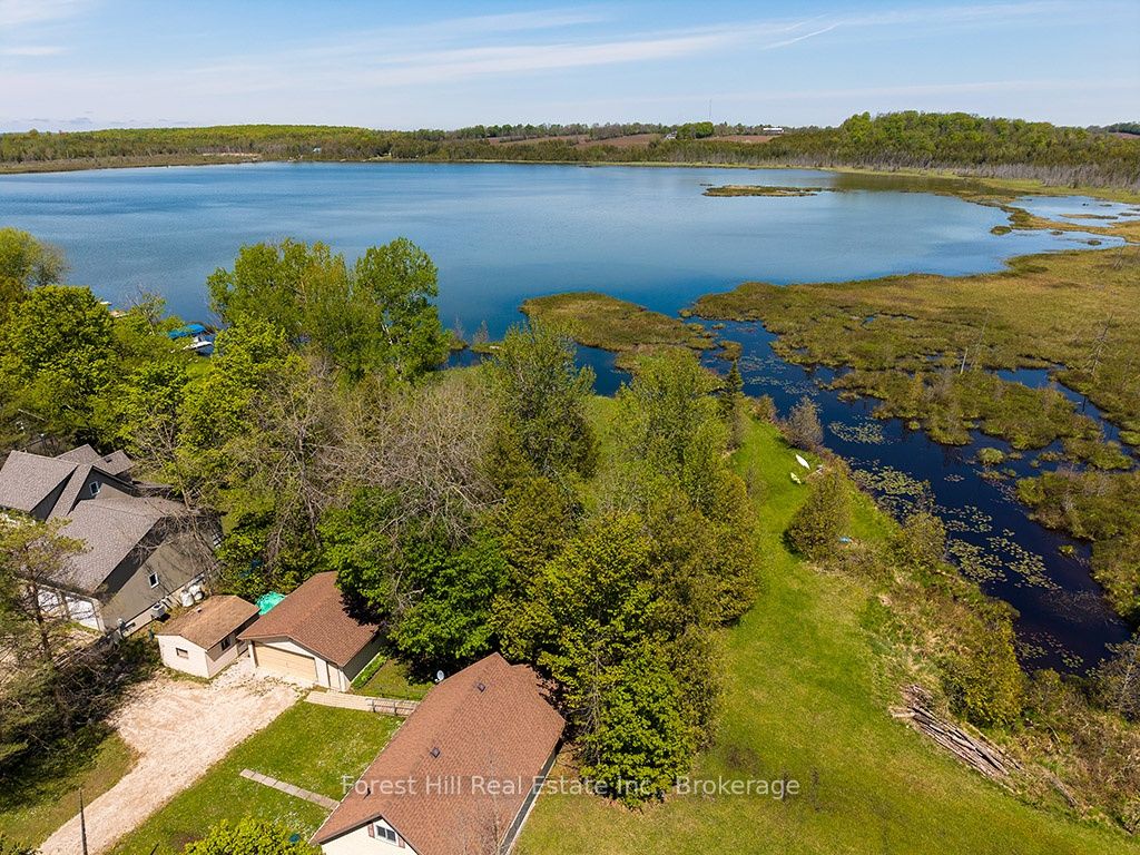 523583 12 Concession Property Photo 27