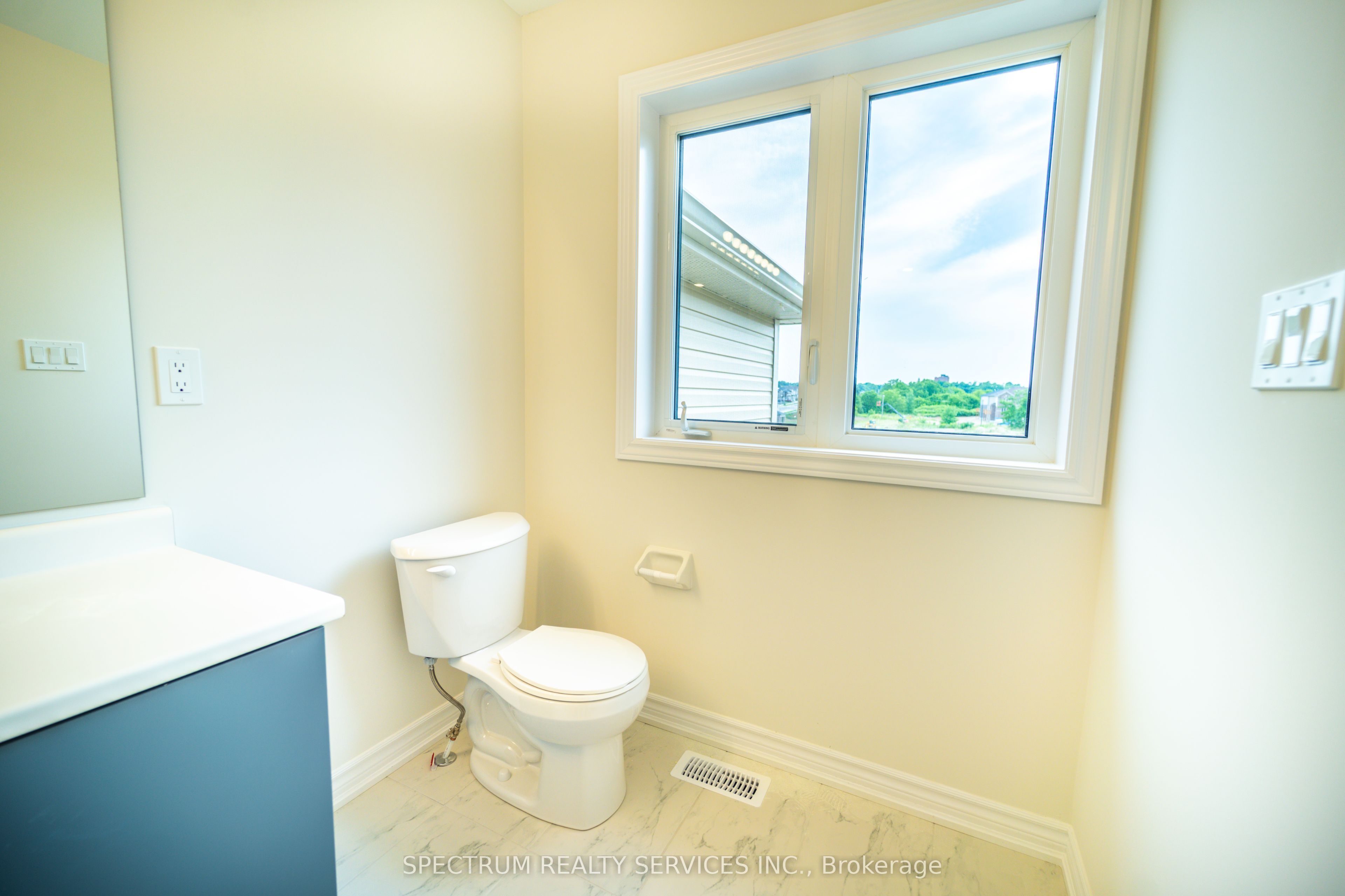 19 Chapman Road Property Photo 33