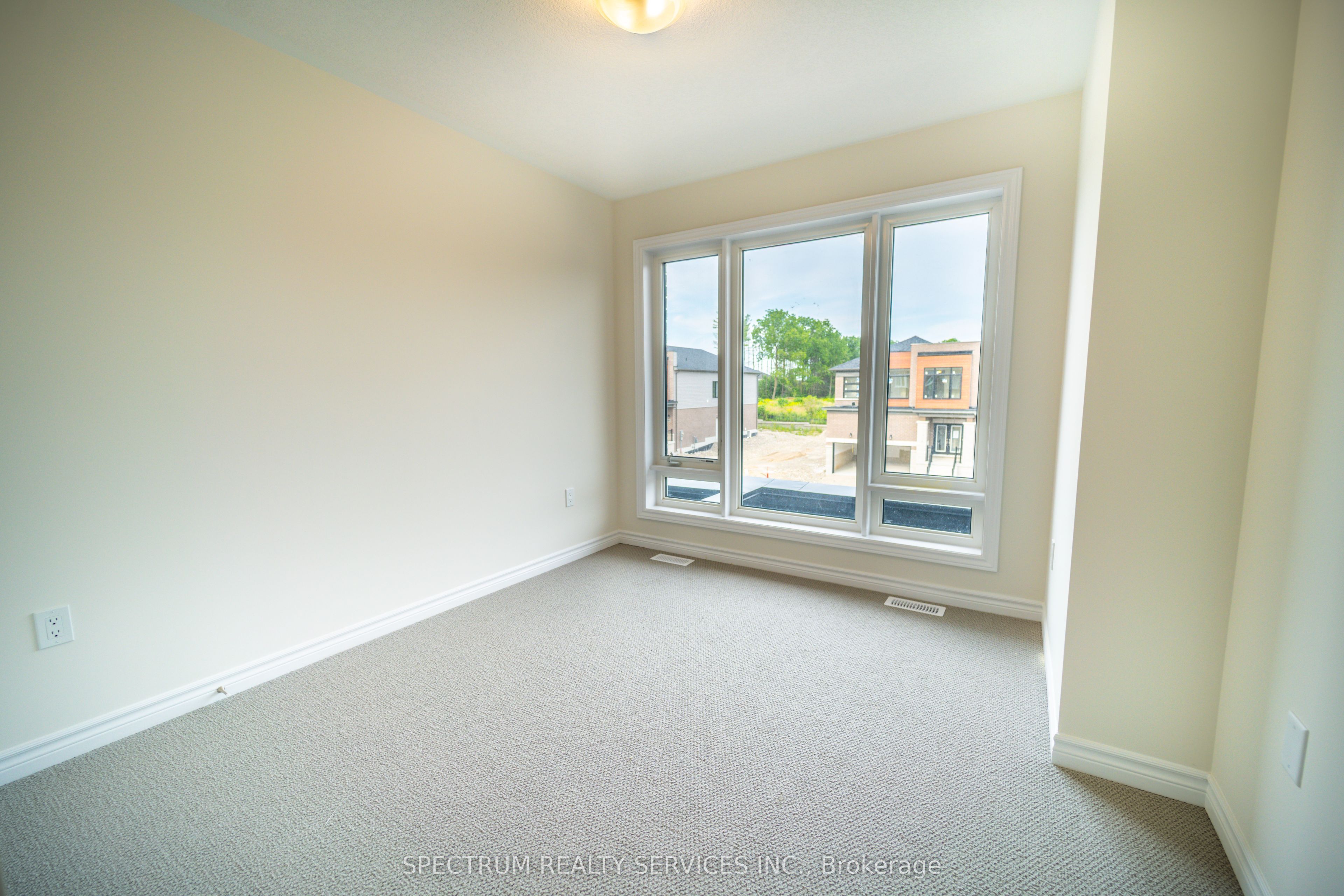 19 Chapman Road Property Photo 35