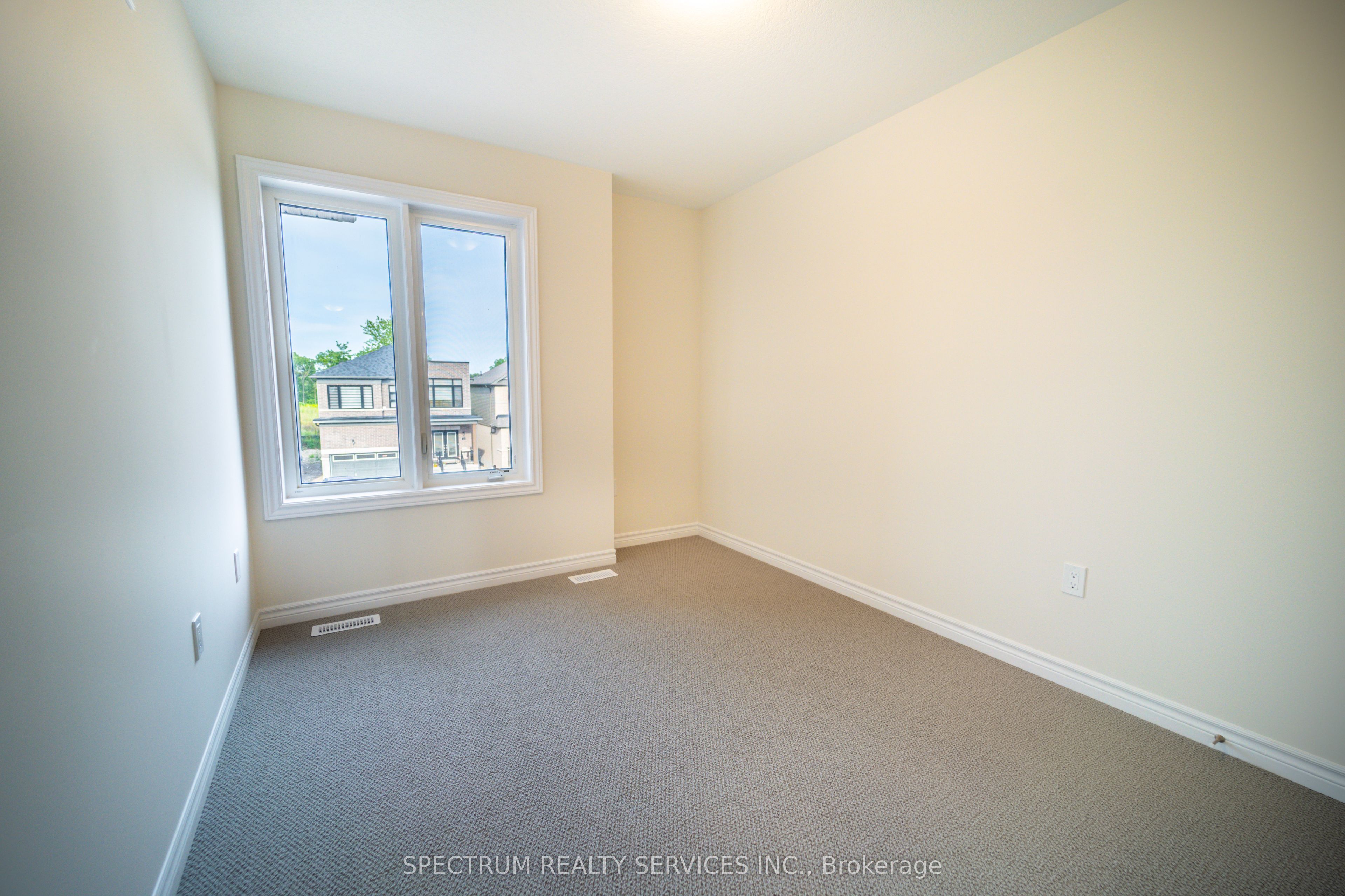 19 Chapman Road Property Photo 37