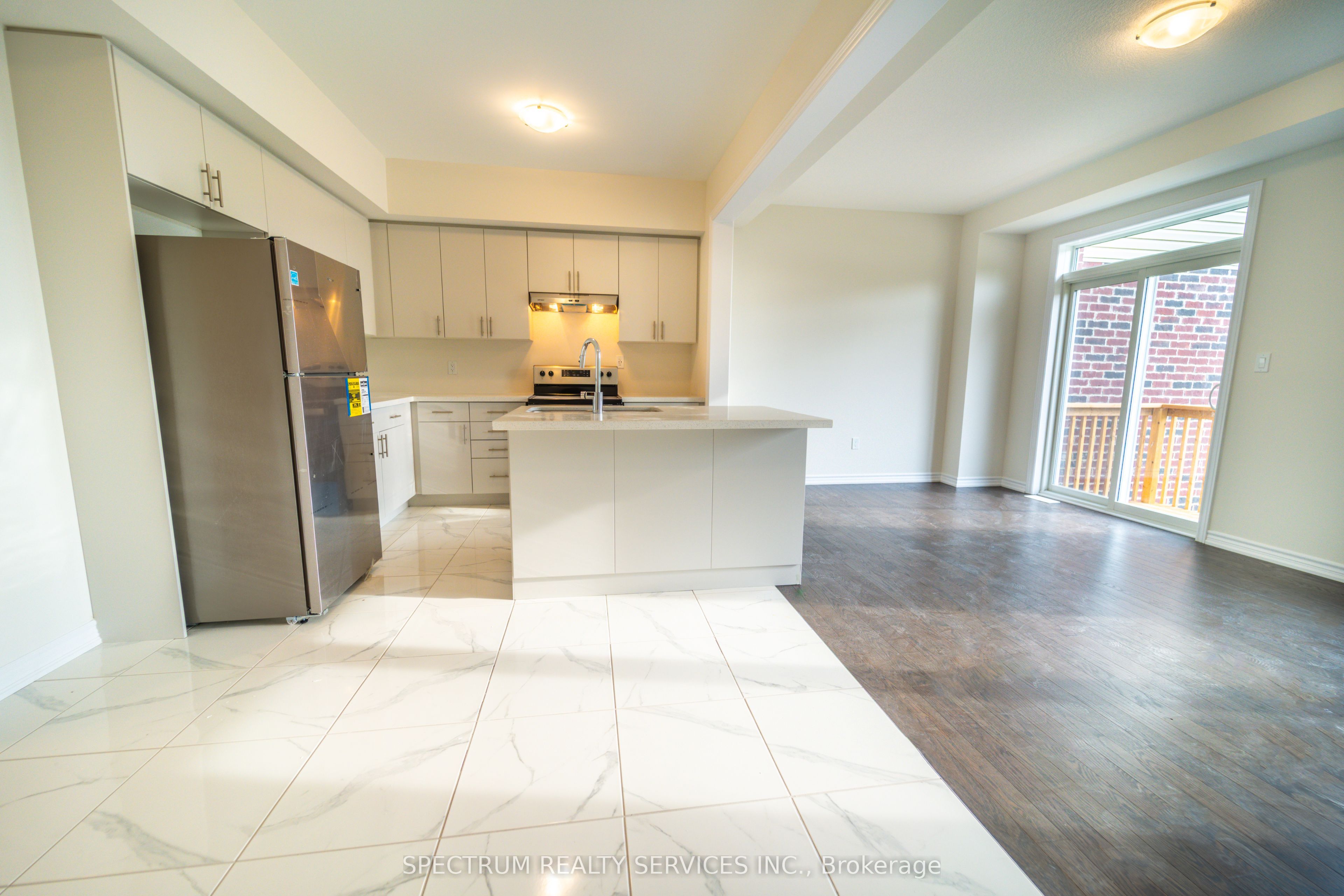 19 Chapman Road Property Photo 40