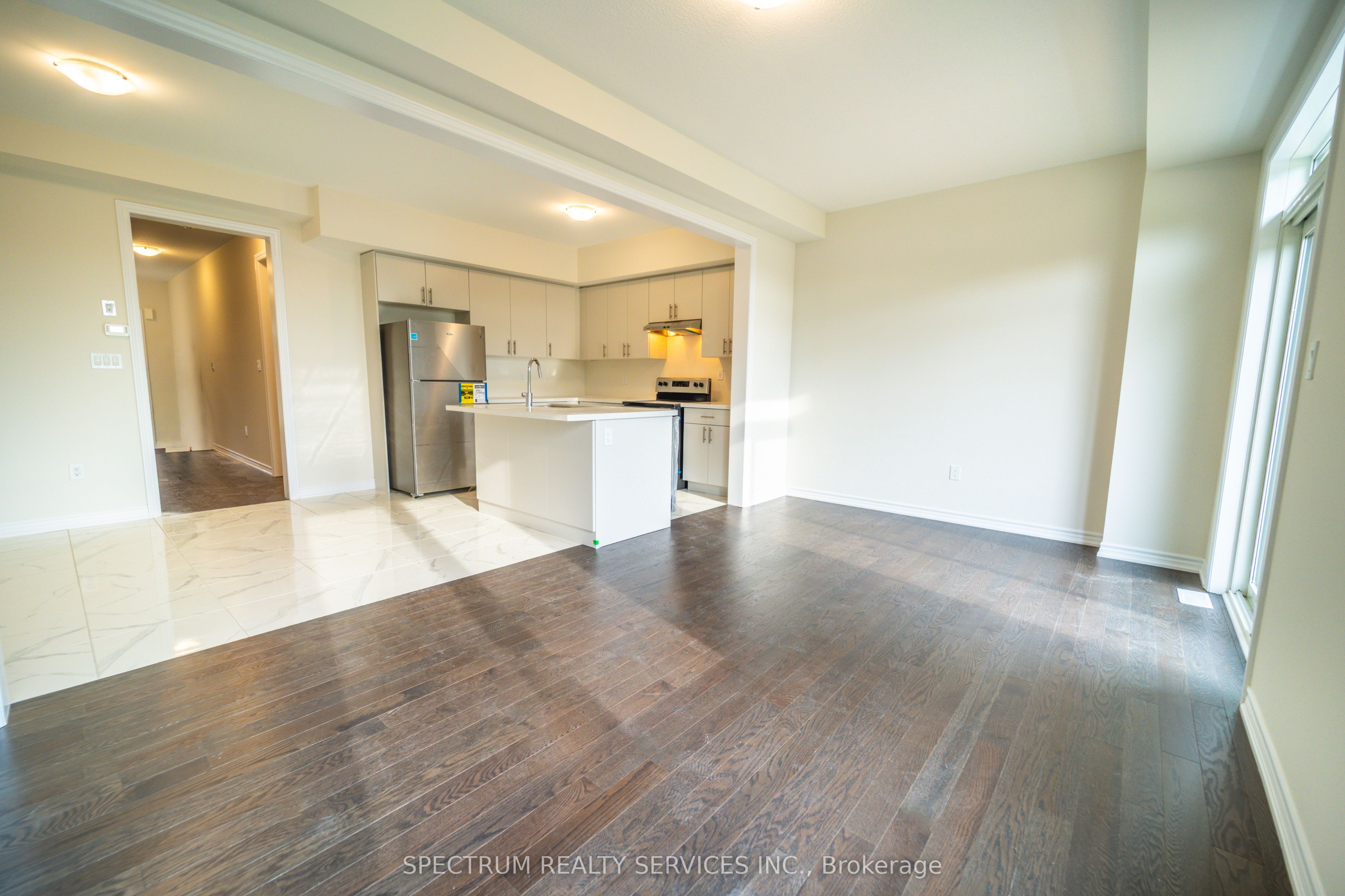 19 Chapman Road Property Photo 41