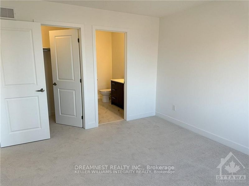 806 Anciano Crescent Property Photo 6