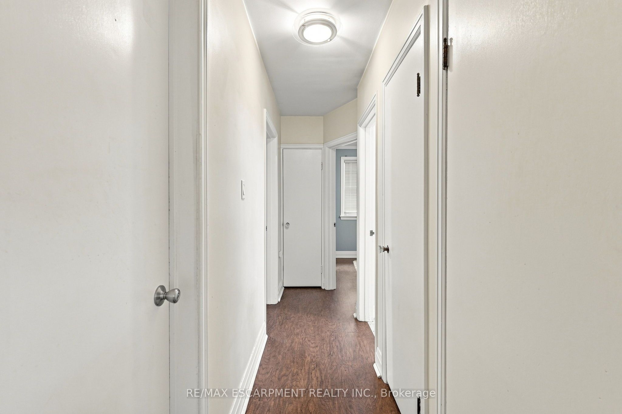 299 West 5th Street Property Photo 17