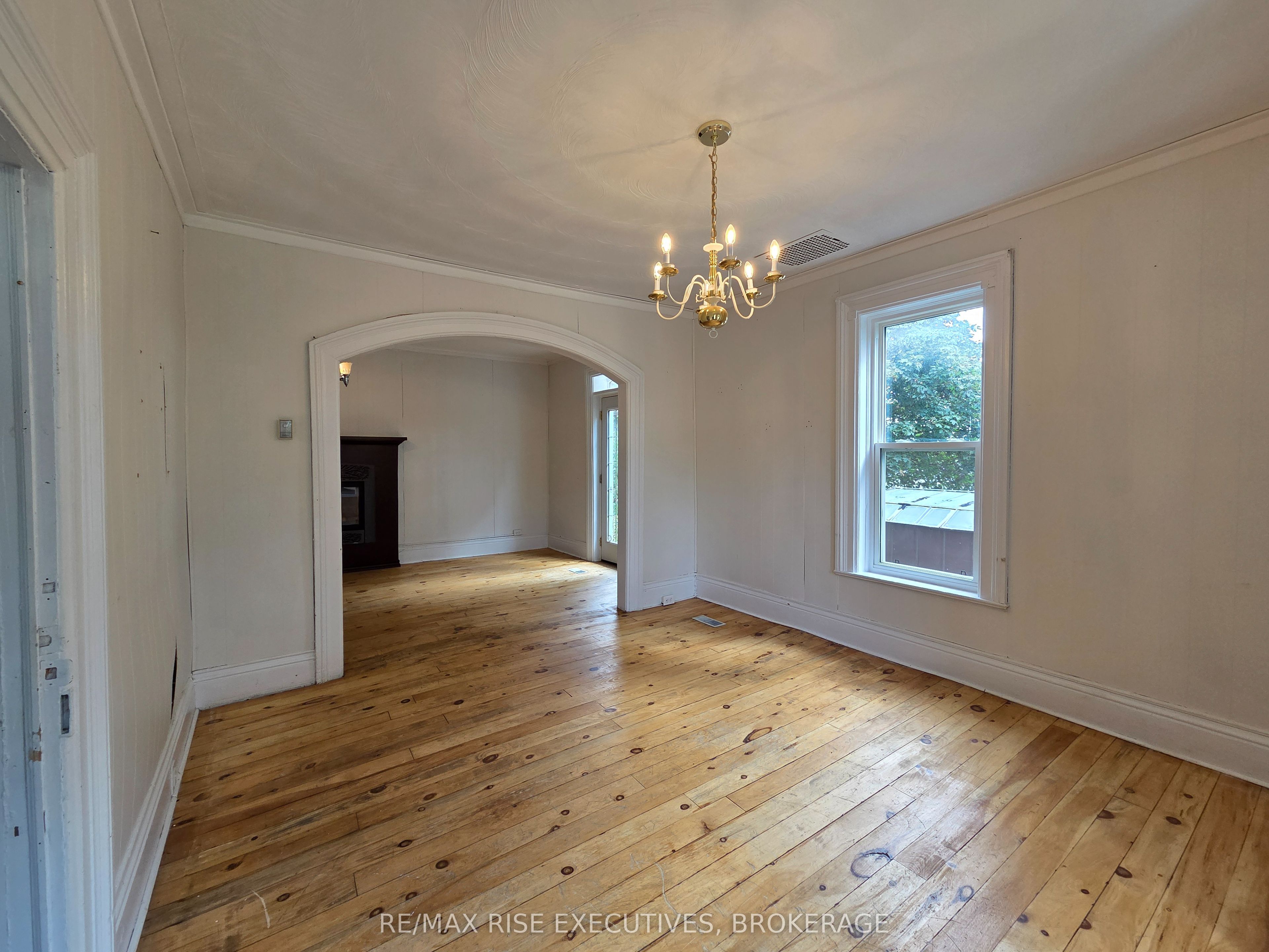 18 Stone Street Property Photo 4