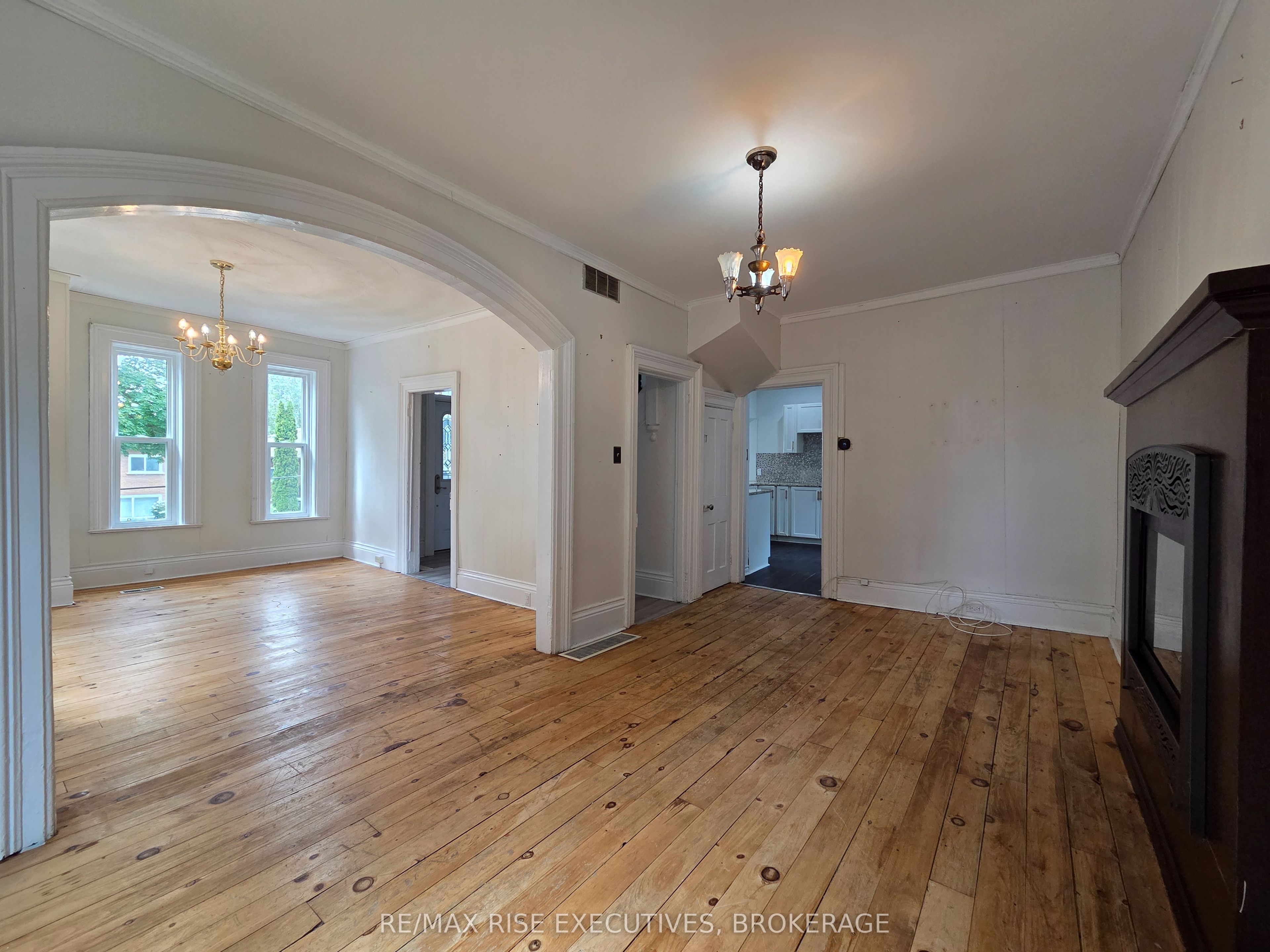 18 Stone Street Property Photo 6