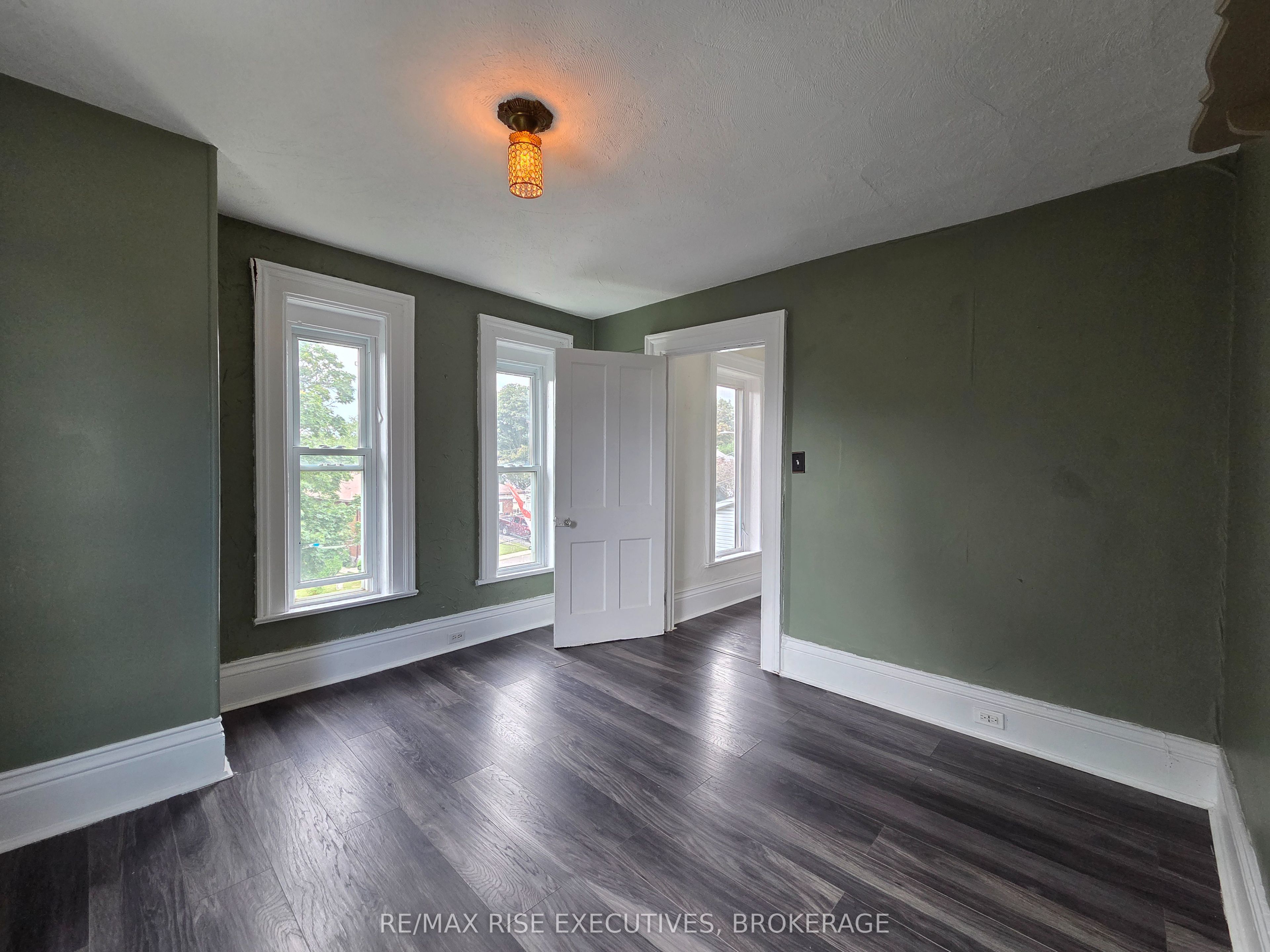18 Stone Street Property Photo 15