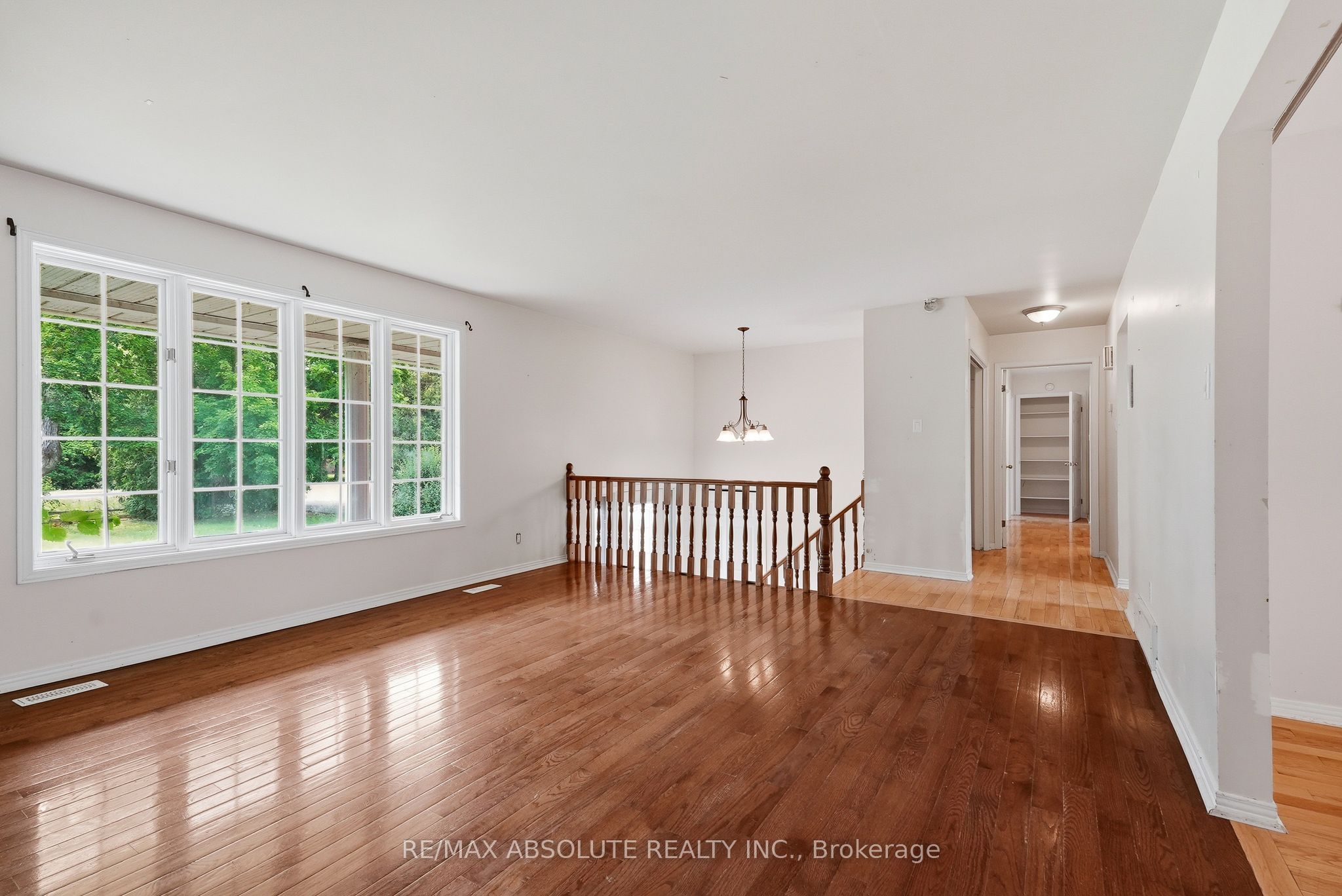 372 Lake Park Road Property Photo 6