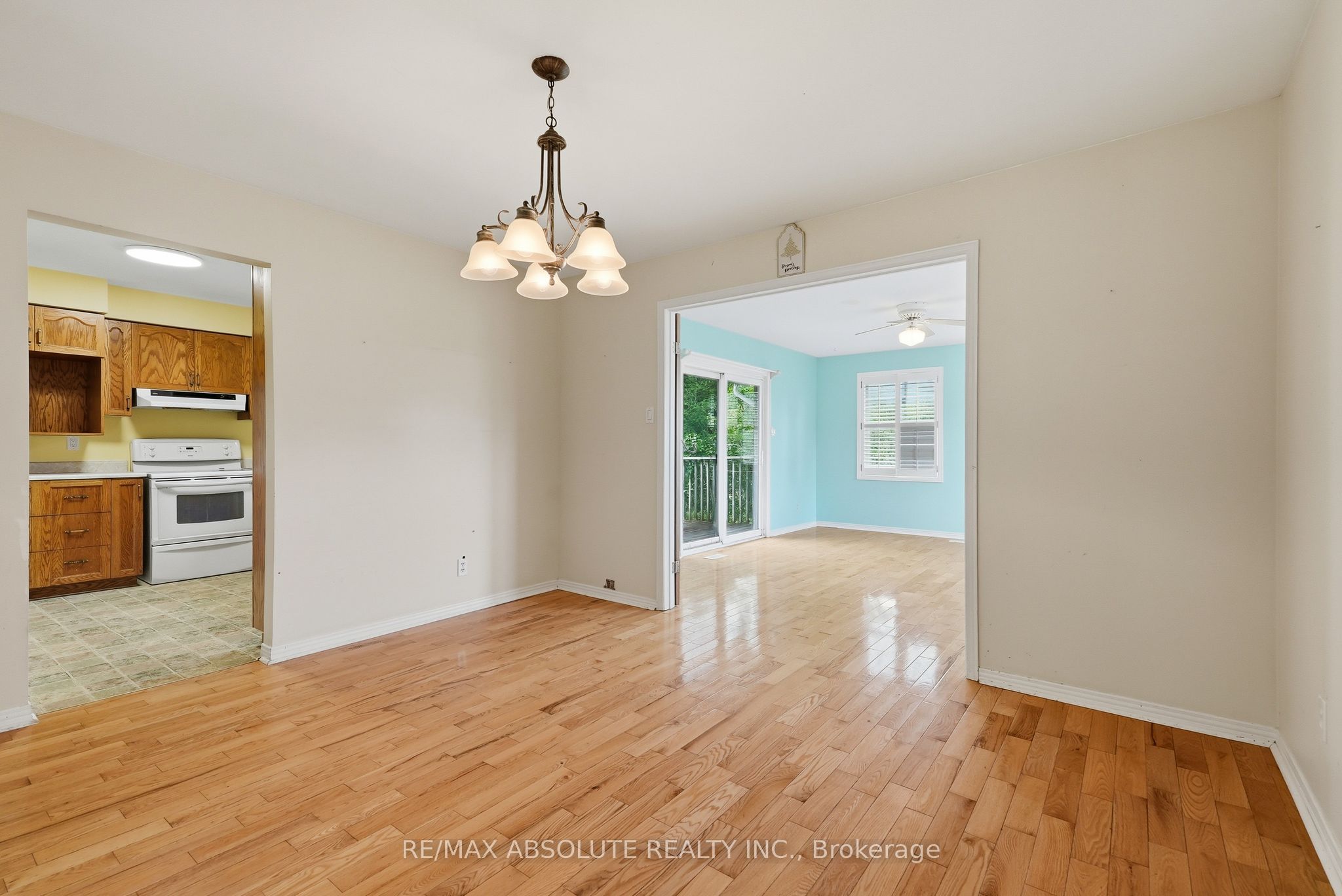 372 Lake Park Road Property Photo 7