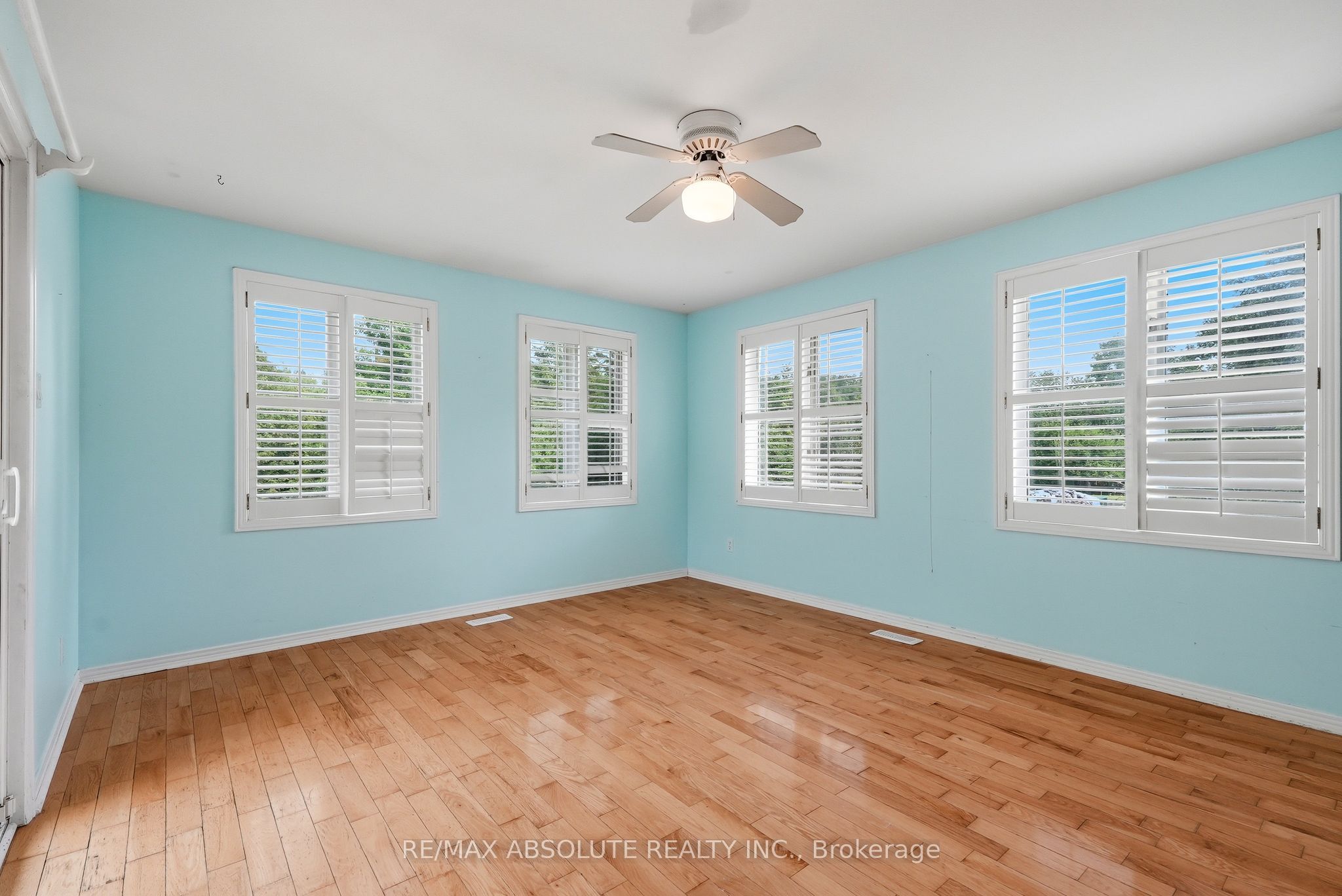 372 Lake Park Road Property Photo 10
