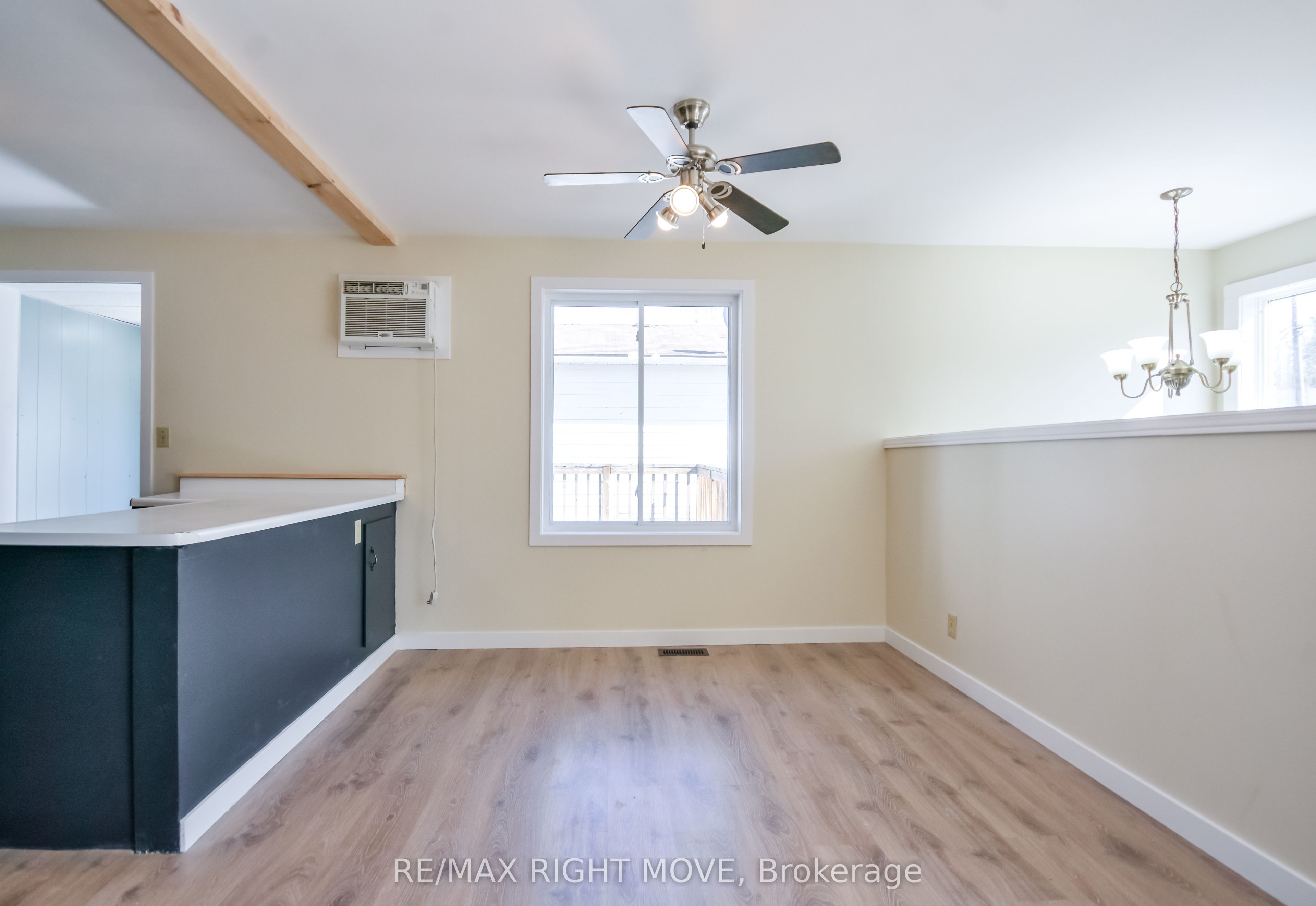 162 Pratt Crescent Property Photo 8