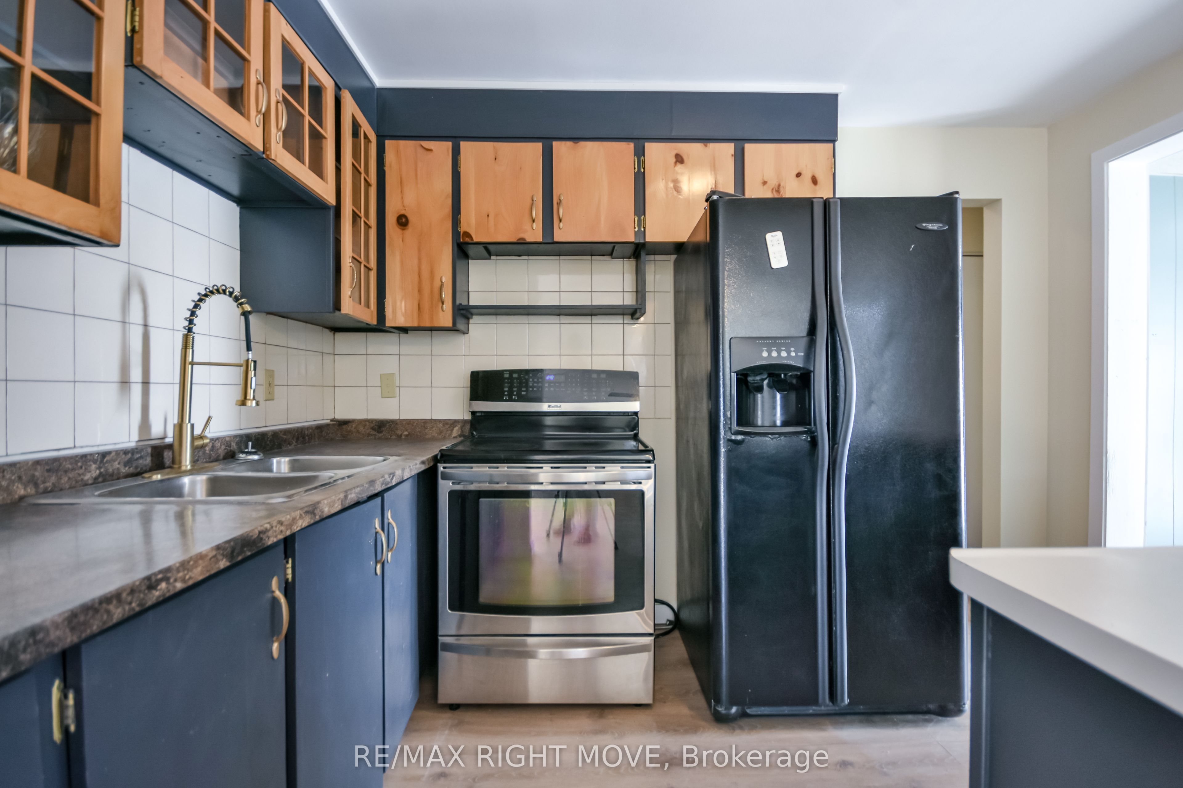 162 Pratt Crescent Property Photo 10