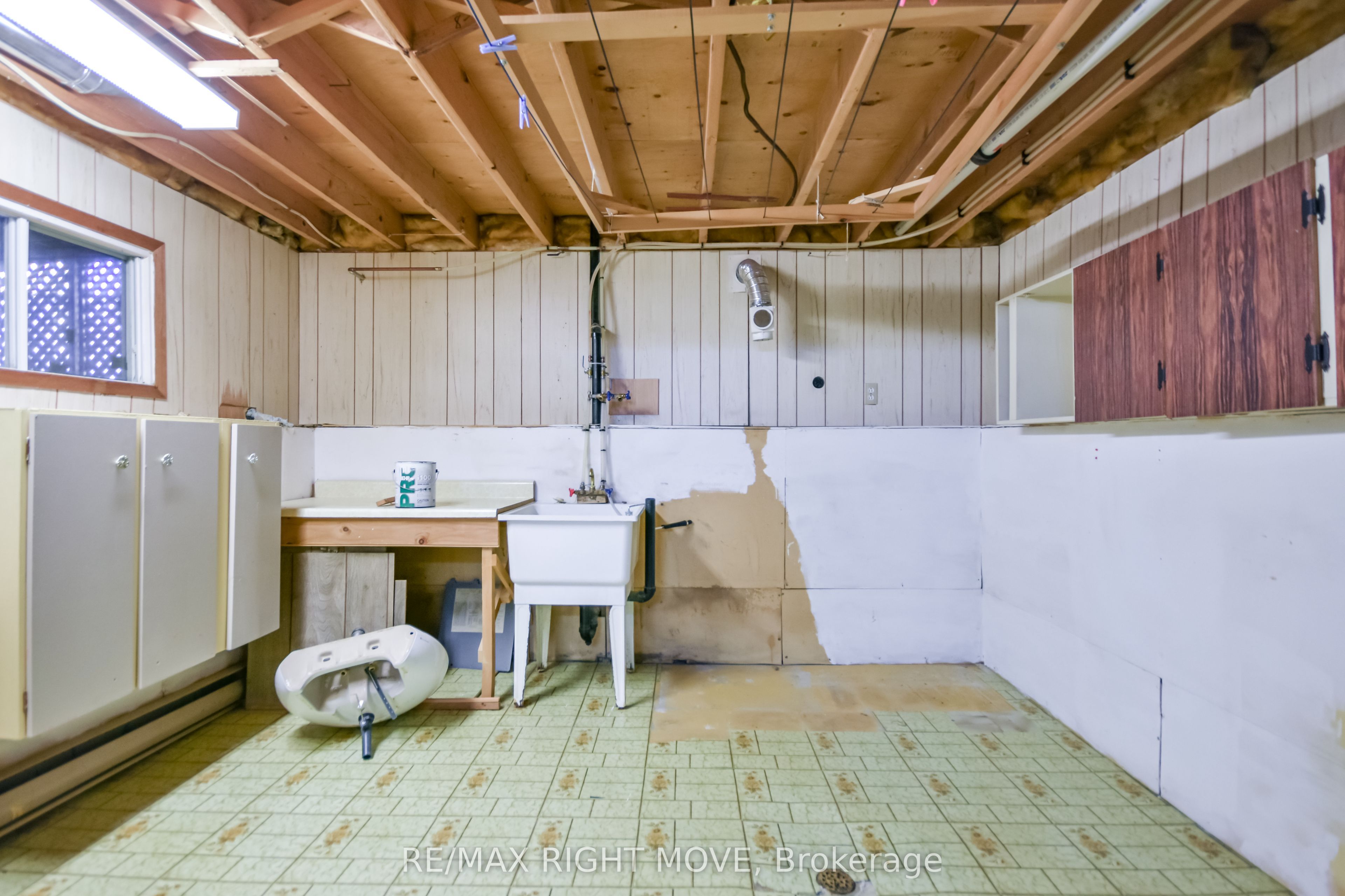 162 Pratt Crescent Property Photo 30