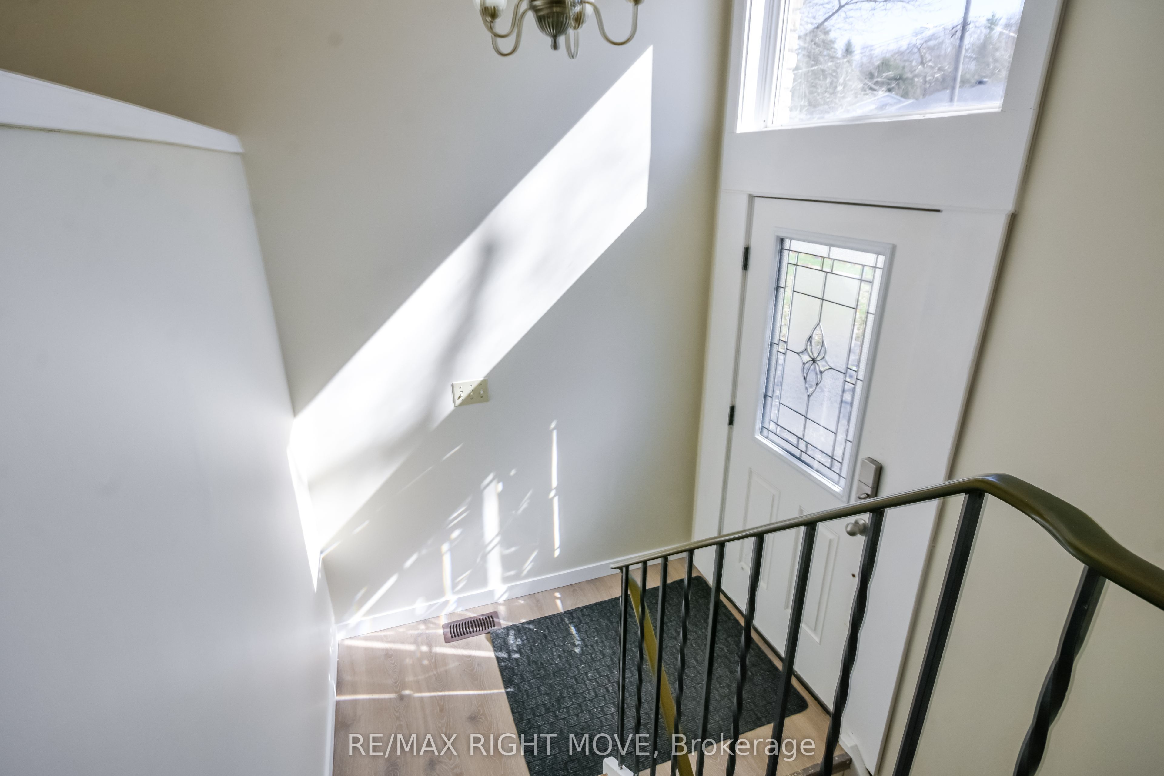 162 Pratt Crescent Property Photo 31
