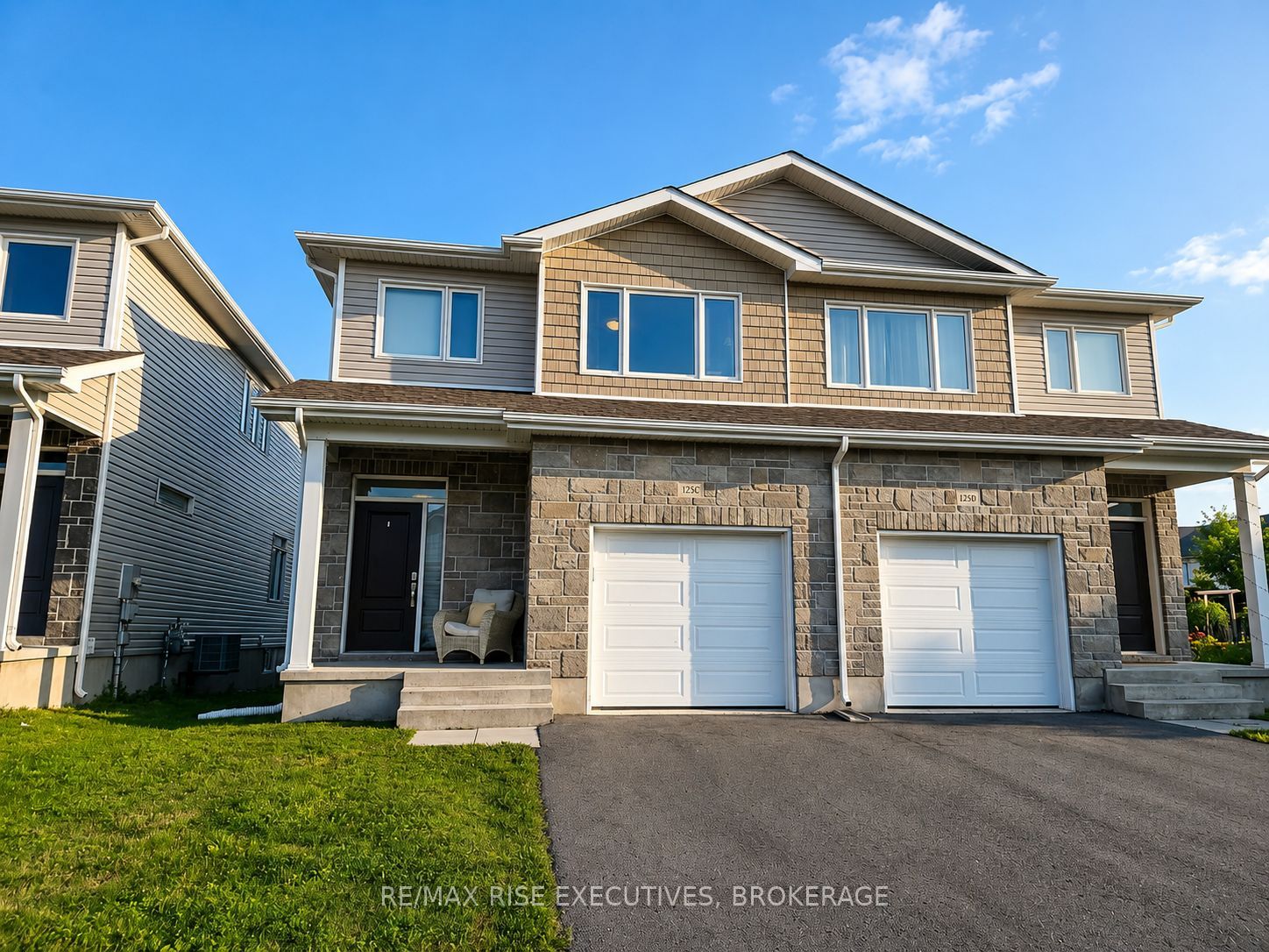 1236 Max Crescent Property Photo 1