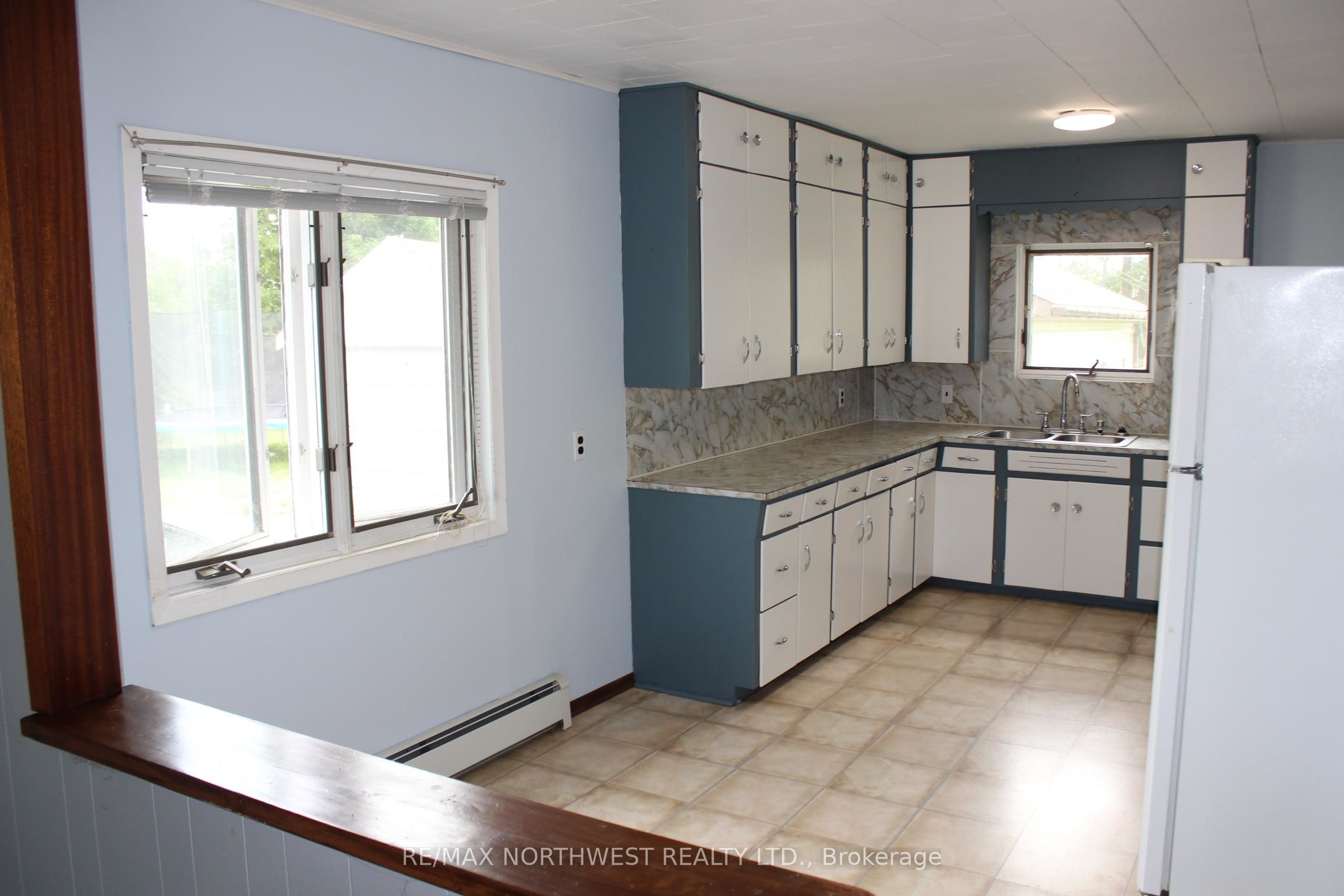 502 Atwood Avenue Property Photo 11