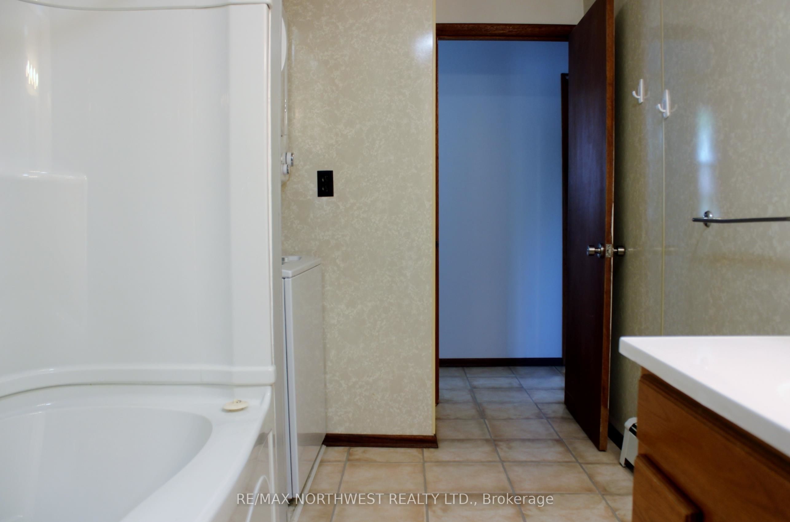 502 Atwood Avenue Property Photo 24